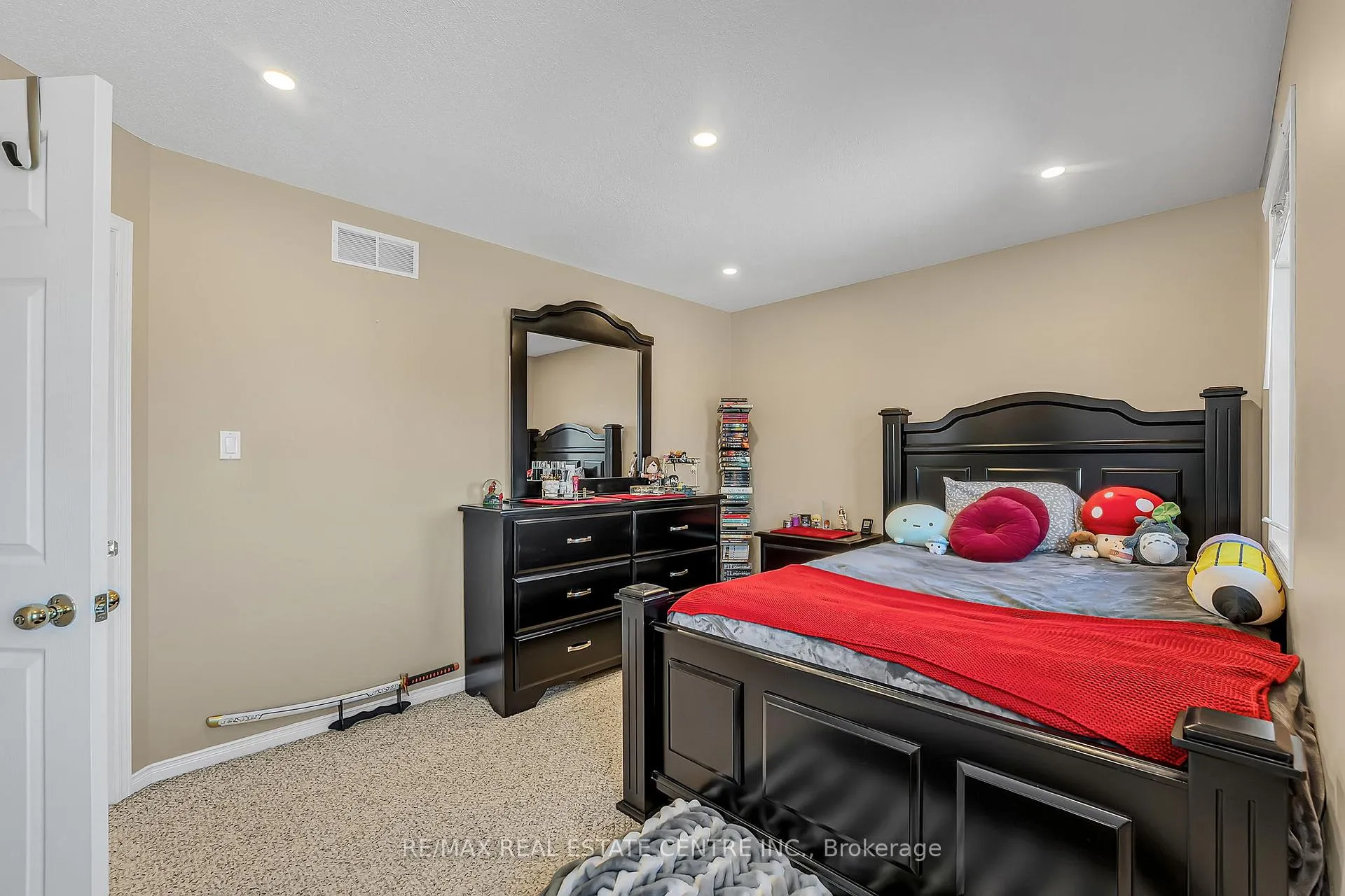 Photo 21 of 35 Pantano Drive, Hamilton, Sheldon — HOMEH
