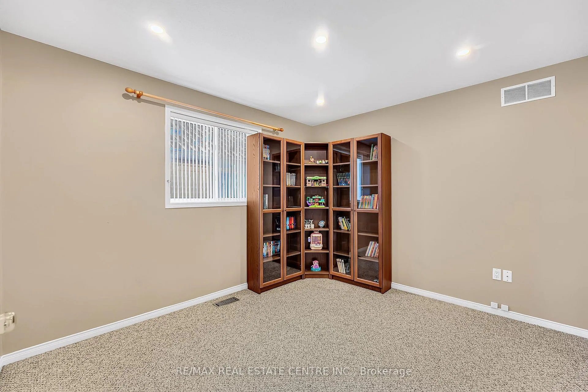 Photo 24 of 35 Pantano Drive, Hamilton, Sheldon — HOMEH