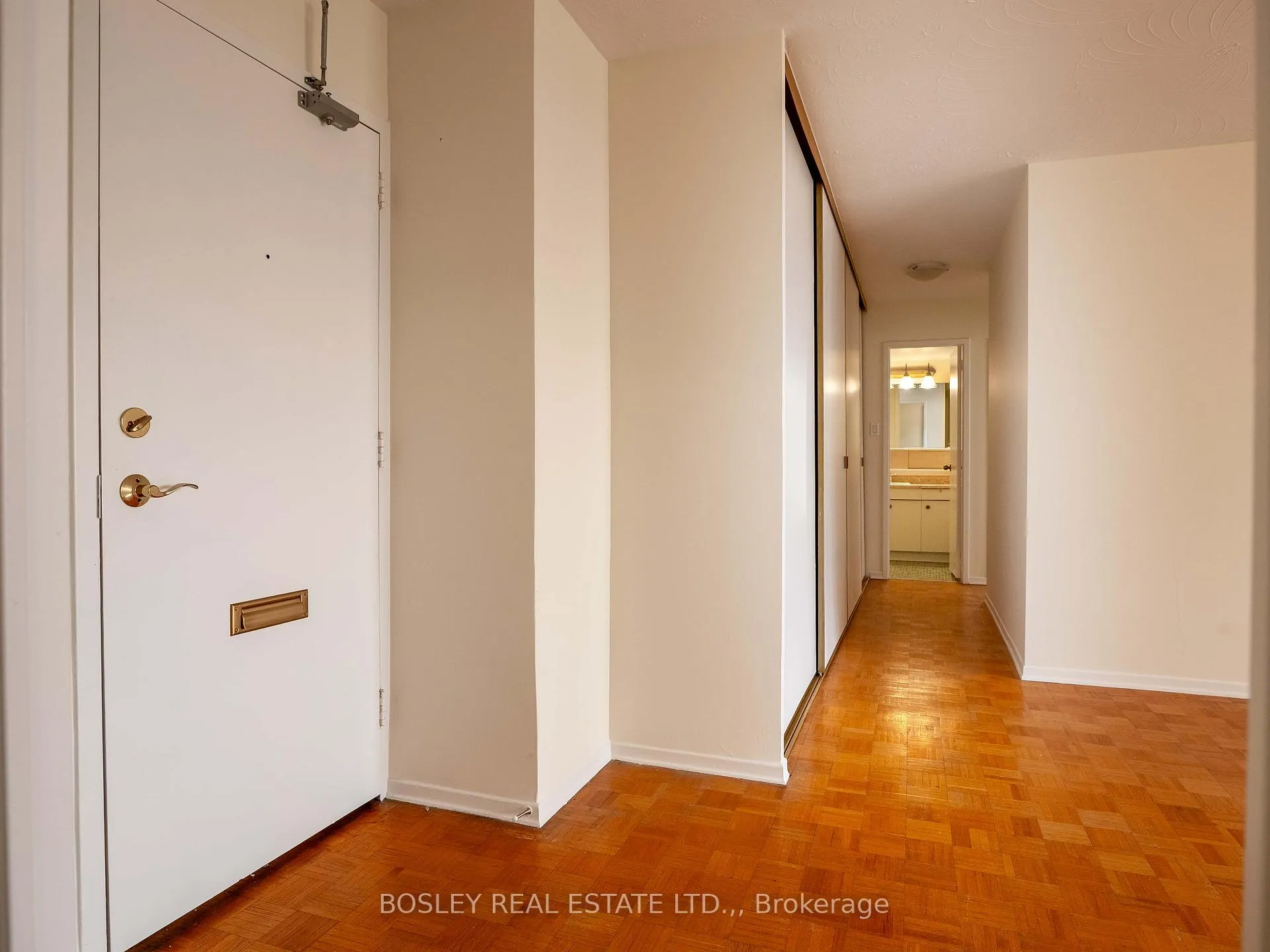 Photo 11 of Unit 8, 15 Towering Heights Boulevard, St. Catharines, Glendale/Glenridge — HOMEH