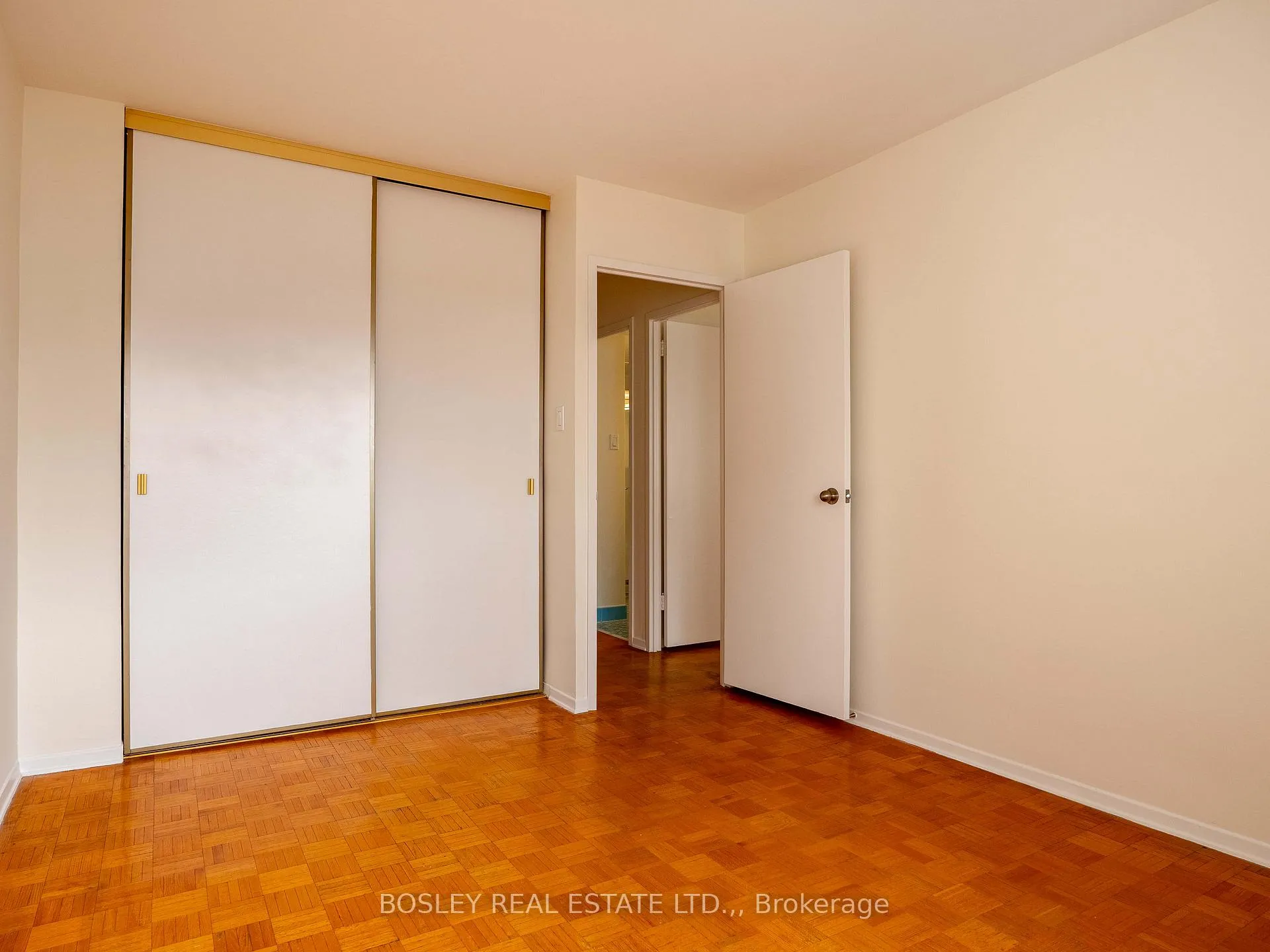 Photo 16 of Unit 8, 15 Towering Heights Boulevard, St. Catharines, Glendale/Glenridge — HOMEH