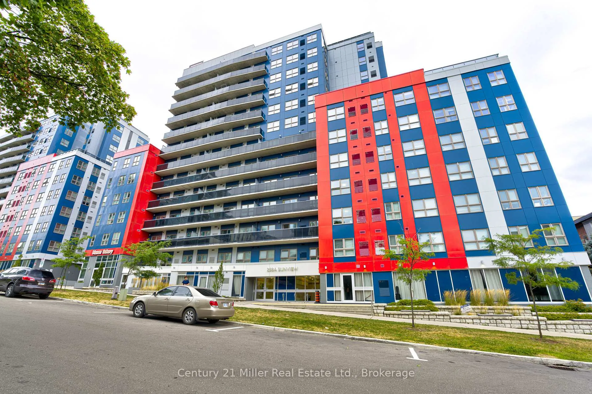 Photo 1 of Unit 181, 258A Sunview Street, Waterloo — HOMEH