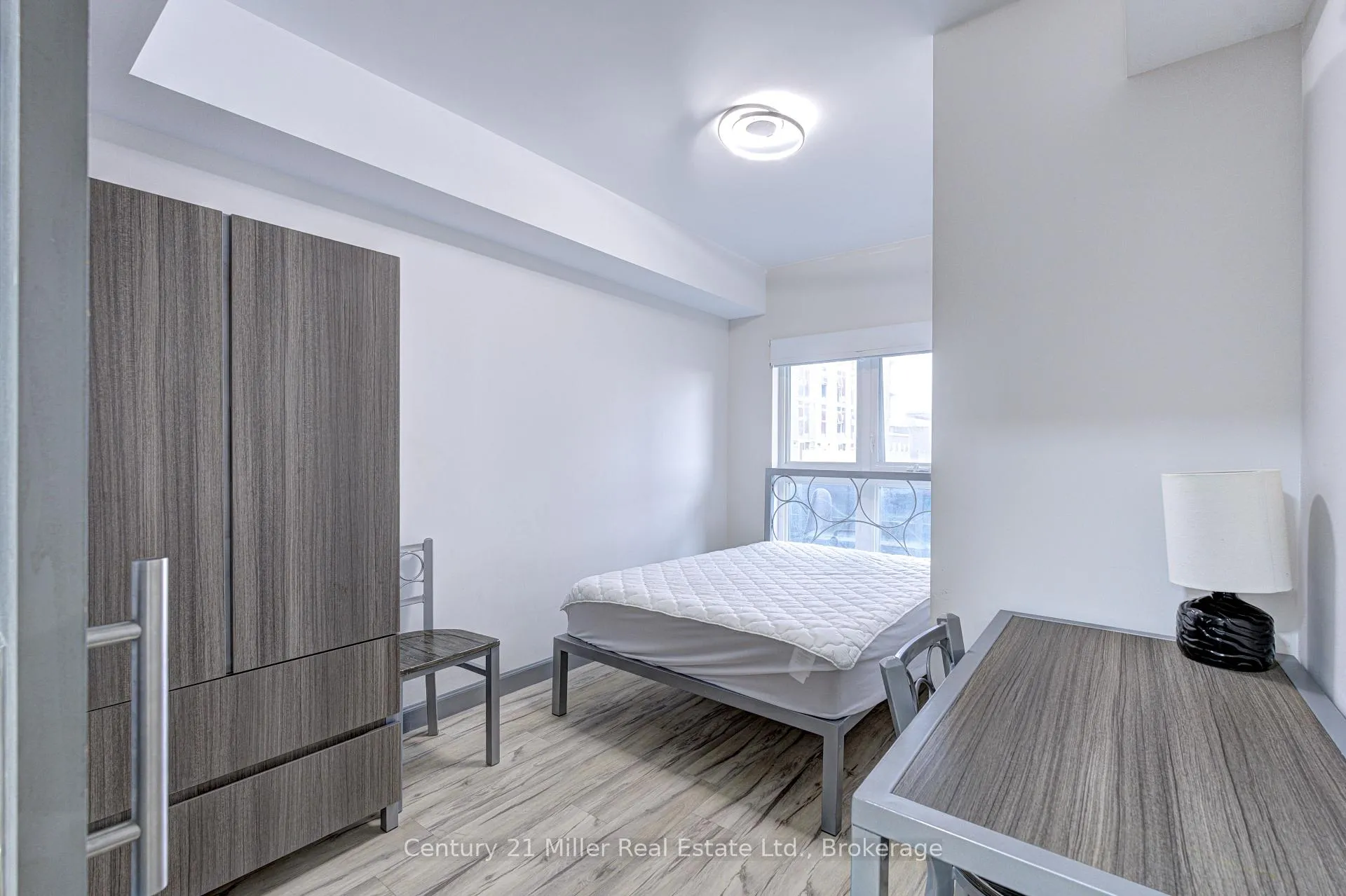 Photo 4 of Unit 181, 258A Sunview Street, Waterloo — HOMEH