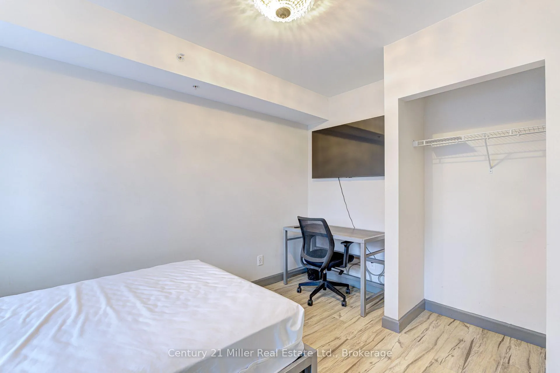 Photo 6 of Unit 181, 258A Sunview Street, Waterloo — HOMEH