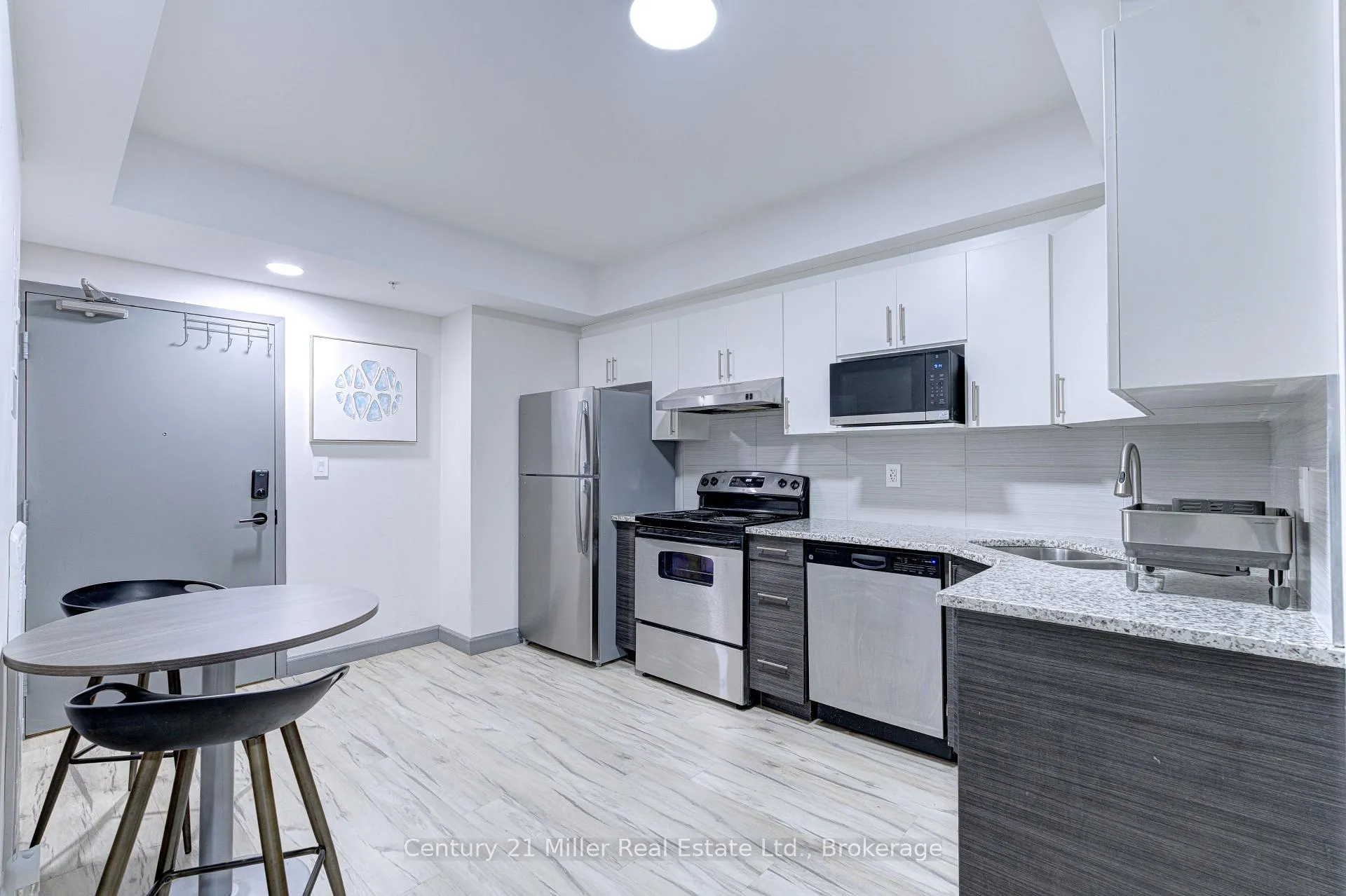 Photo 9 of Unit 181, 258A Sunview Street, Waterloo — HOMEH