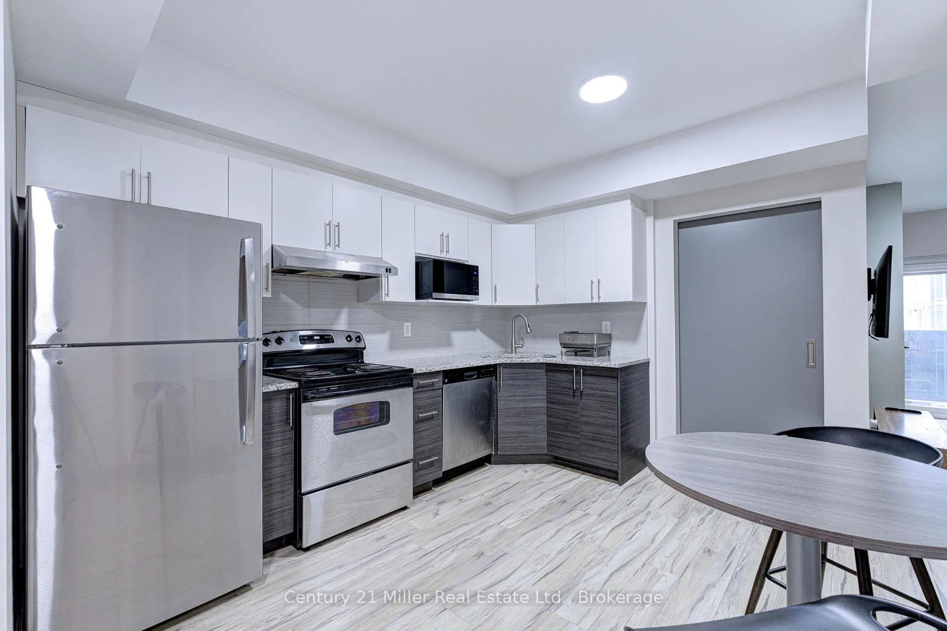 Photo 10 of Unit 181, 258A Sunview Street, Waterloo — HOMEH