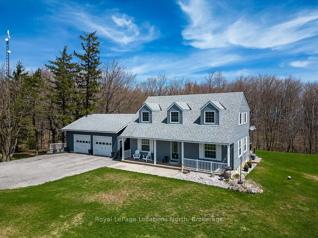 Front of 139049 112 Grey Road