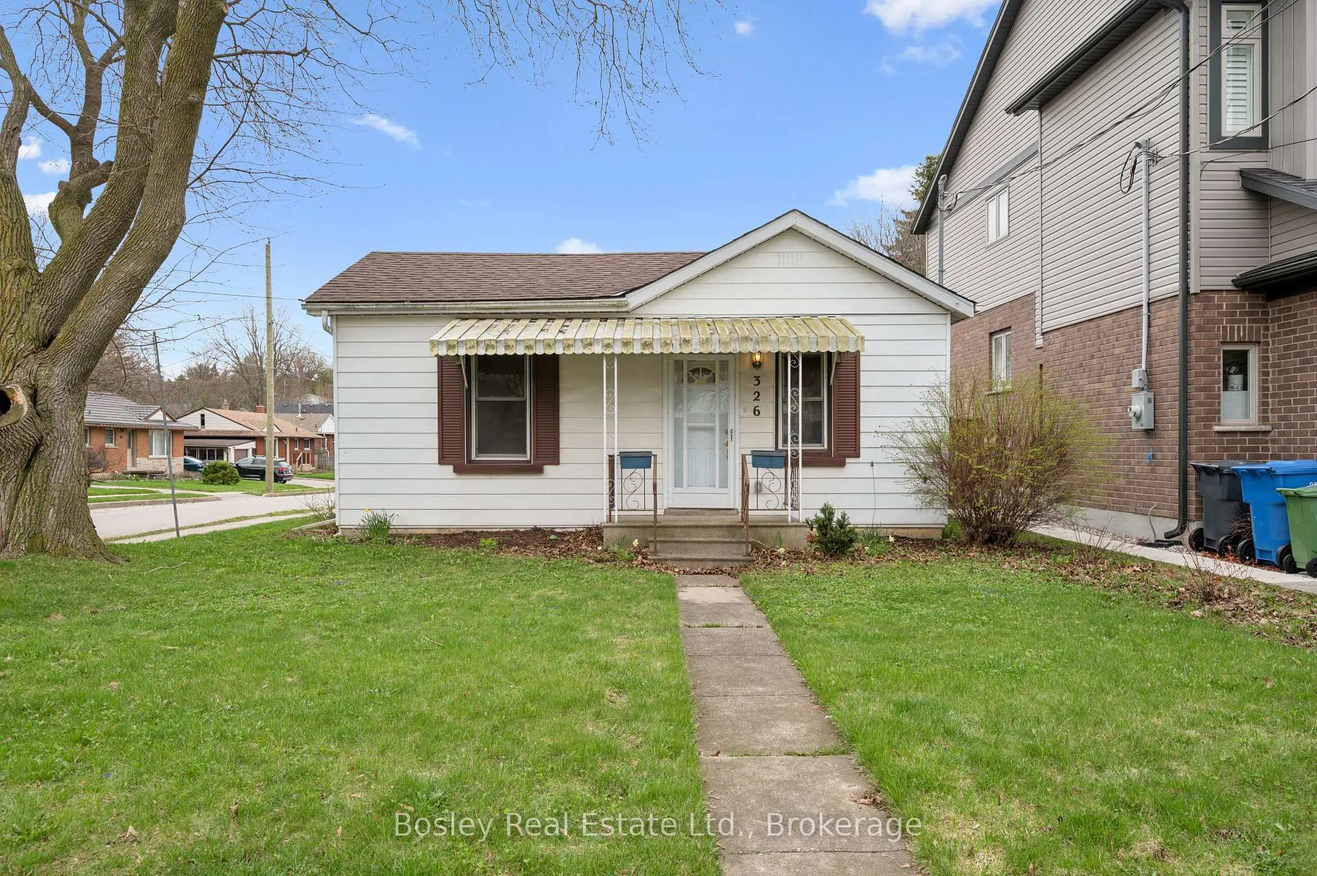 Photo 2 of 326 Exhibition Street, Guelph, Exhibition Park — HOMEH