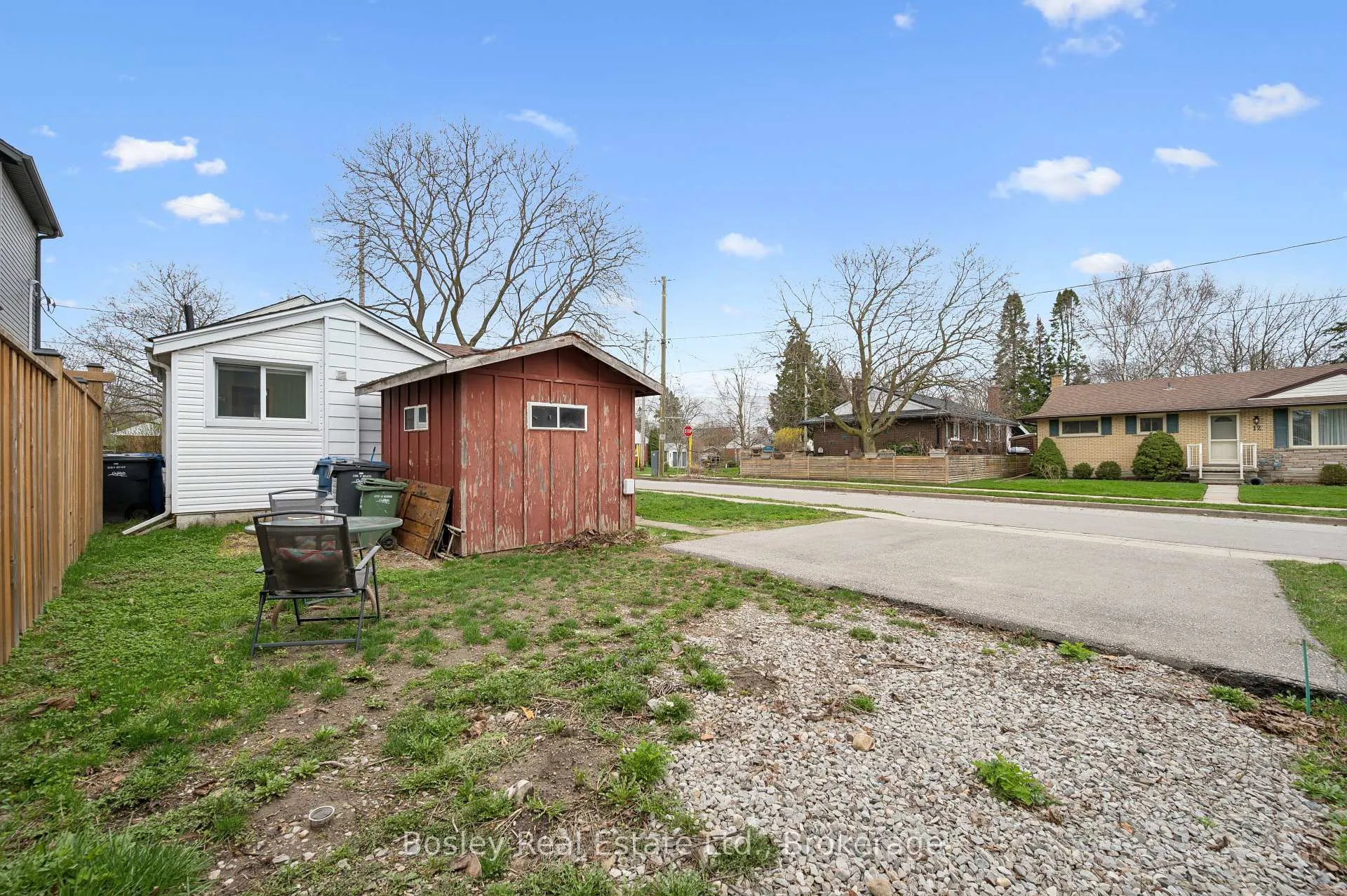 Photo 33 of 326 Exhibition Street, Guelph, Exhibition Park — HOMEH