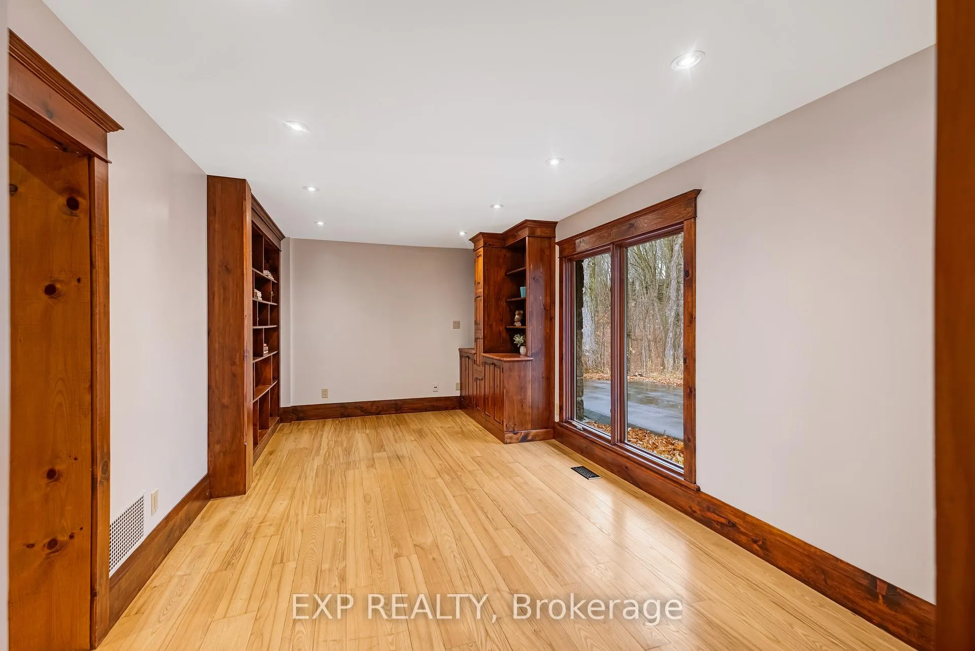 Photo 23 of 18340 Bathurst Street, King, Rural King — HOMEH