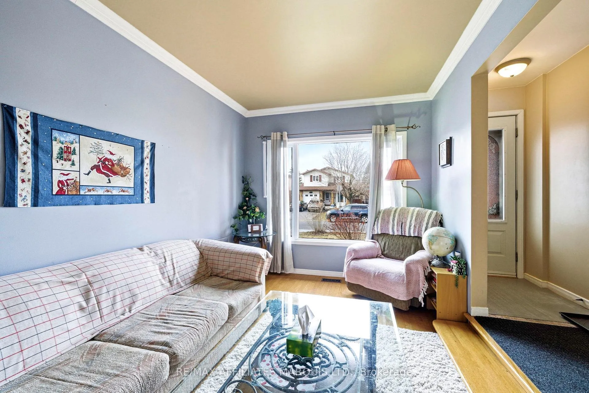 Photo 4 of 672 Champlain Drive, Cornwall — HOMEH