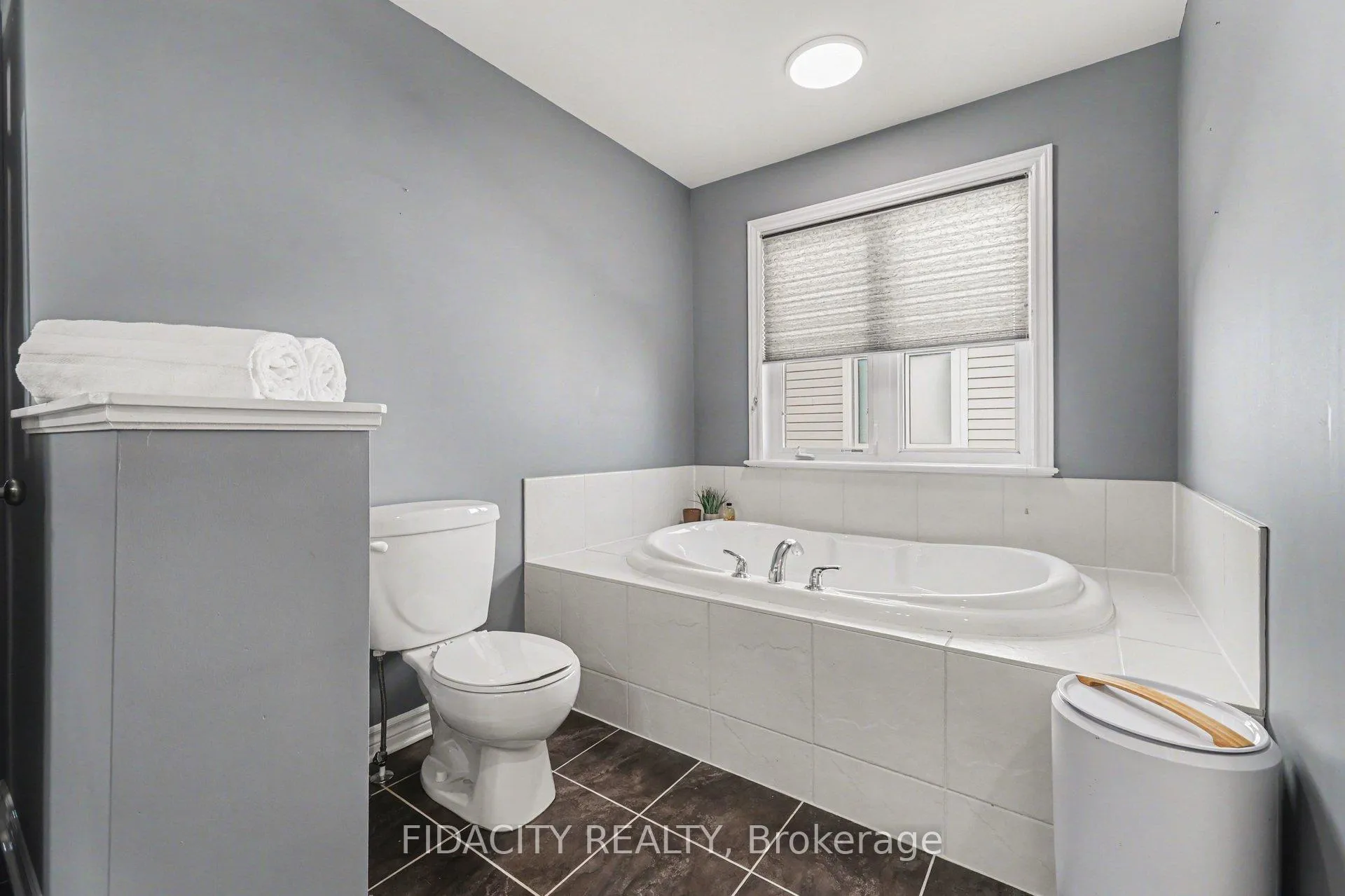 Photo 18 of 121 Bandelier Way, Ottawa, Stittsville (North) — HOMEH
