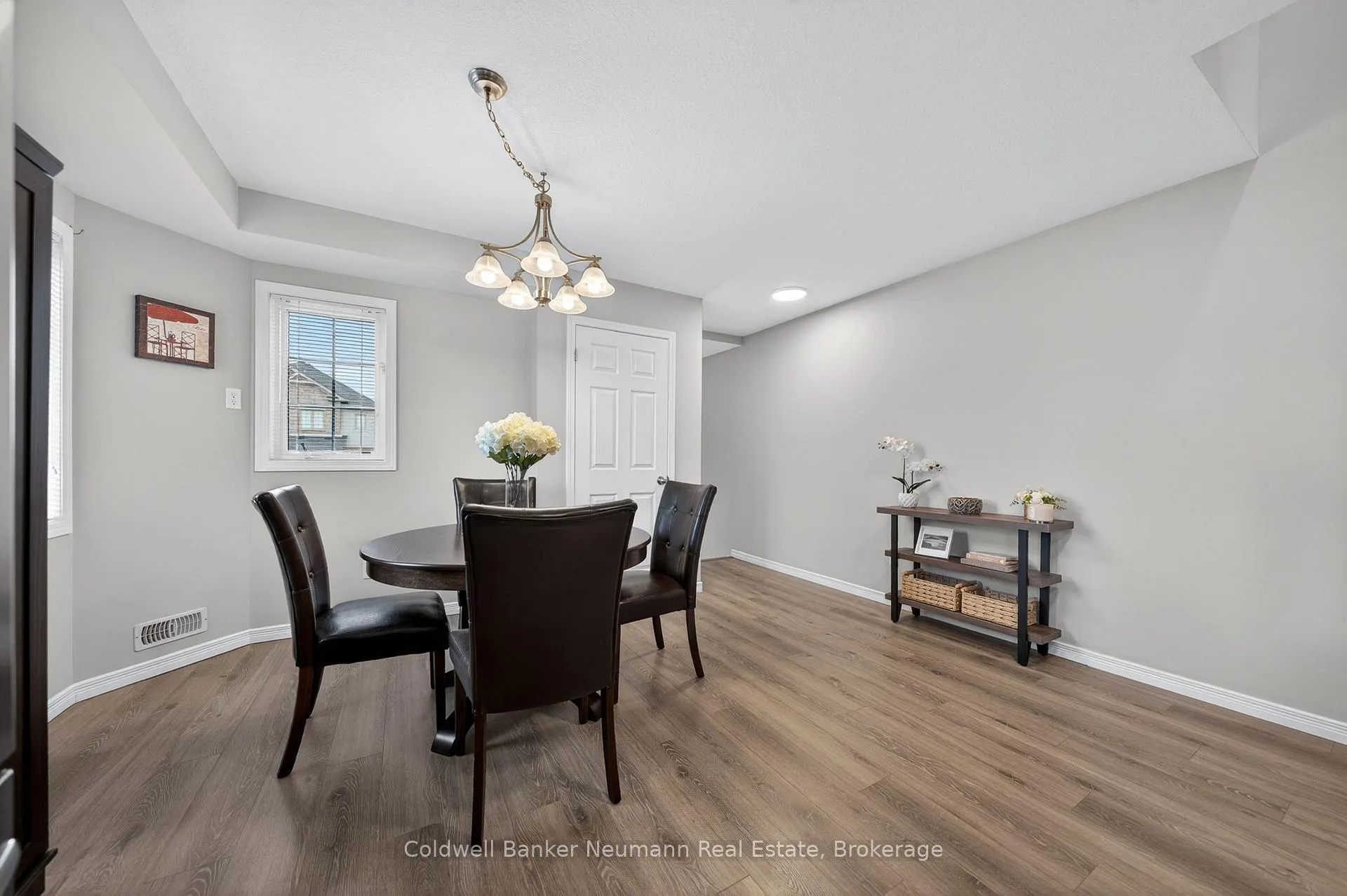 Photo 6 of Unit 25C, 388 Old Huron Road, Kitchener — HOMEH