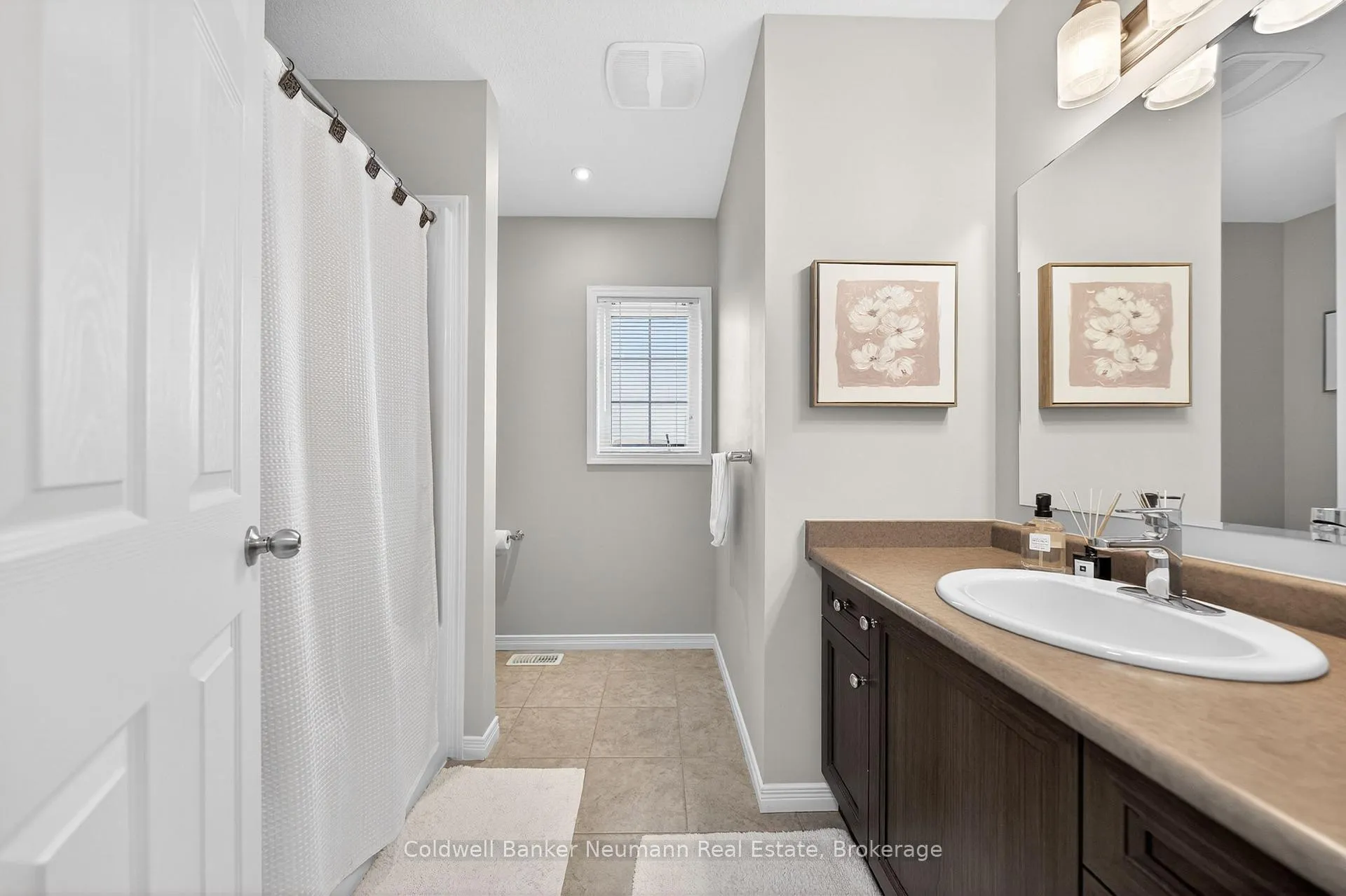 Photo 33 of Unit 25C, 388 Old Huron Road, Kitchener — HOMEH