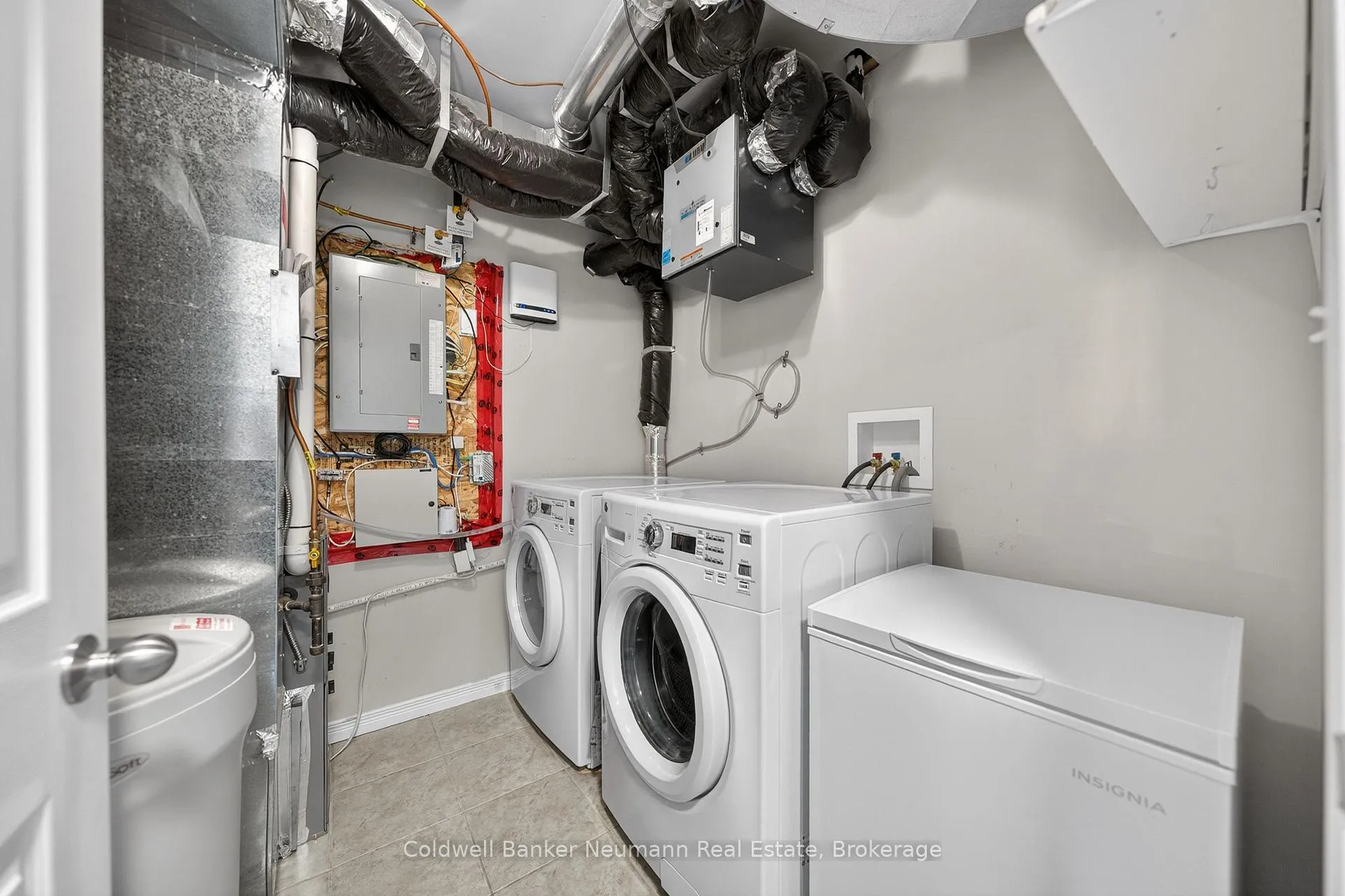 Photo 35 of Unit 25C, 388 Old Huron Road, Kitchener — HOMEH