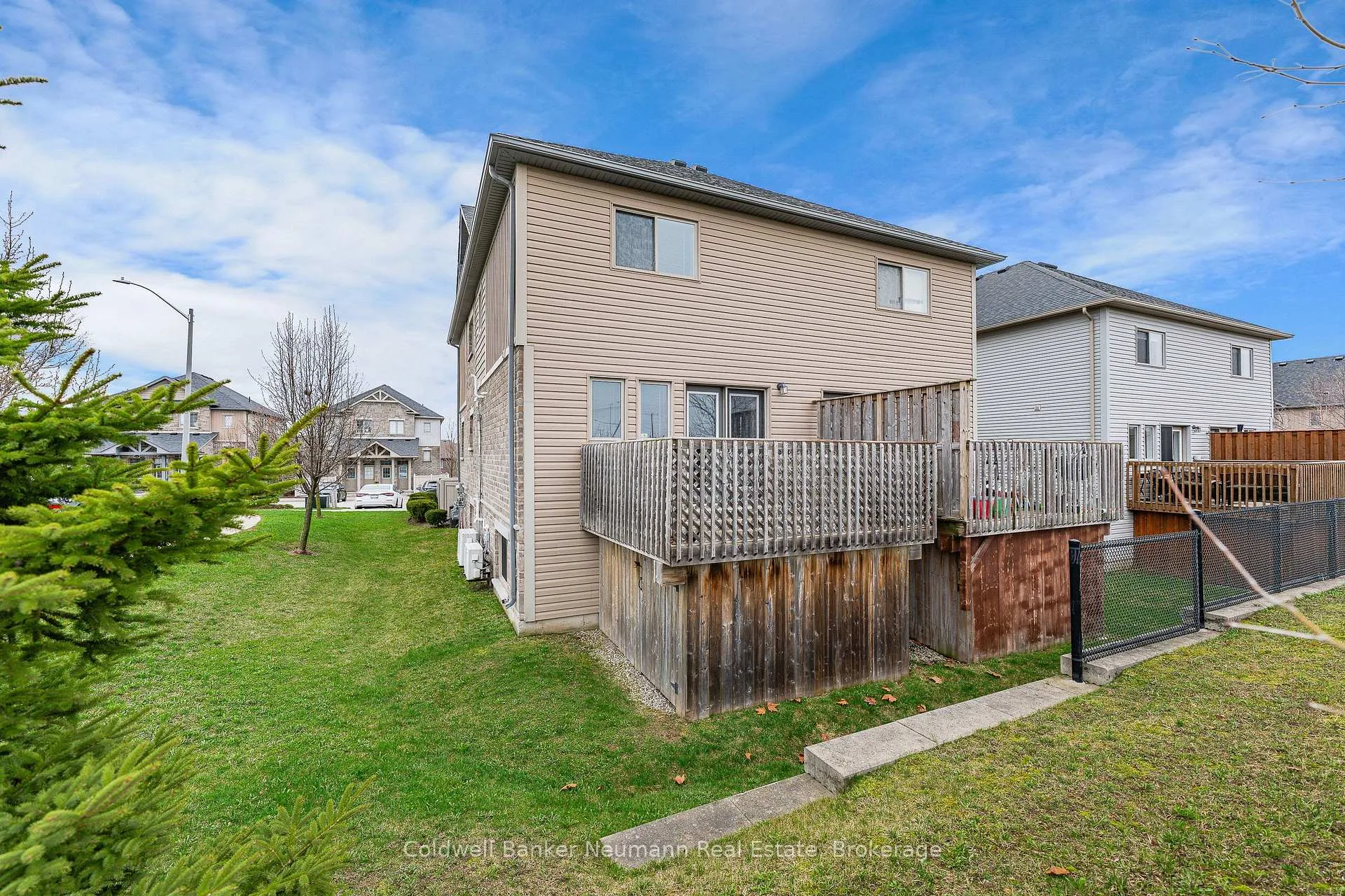 Photo 44 of Unit 25C, 388 Old Huron Road, Kitchener — HOMEH