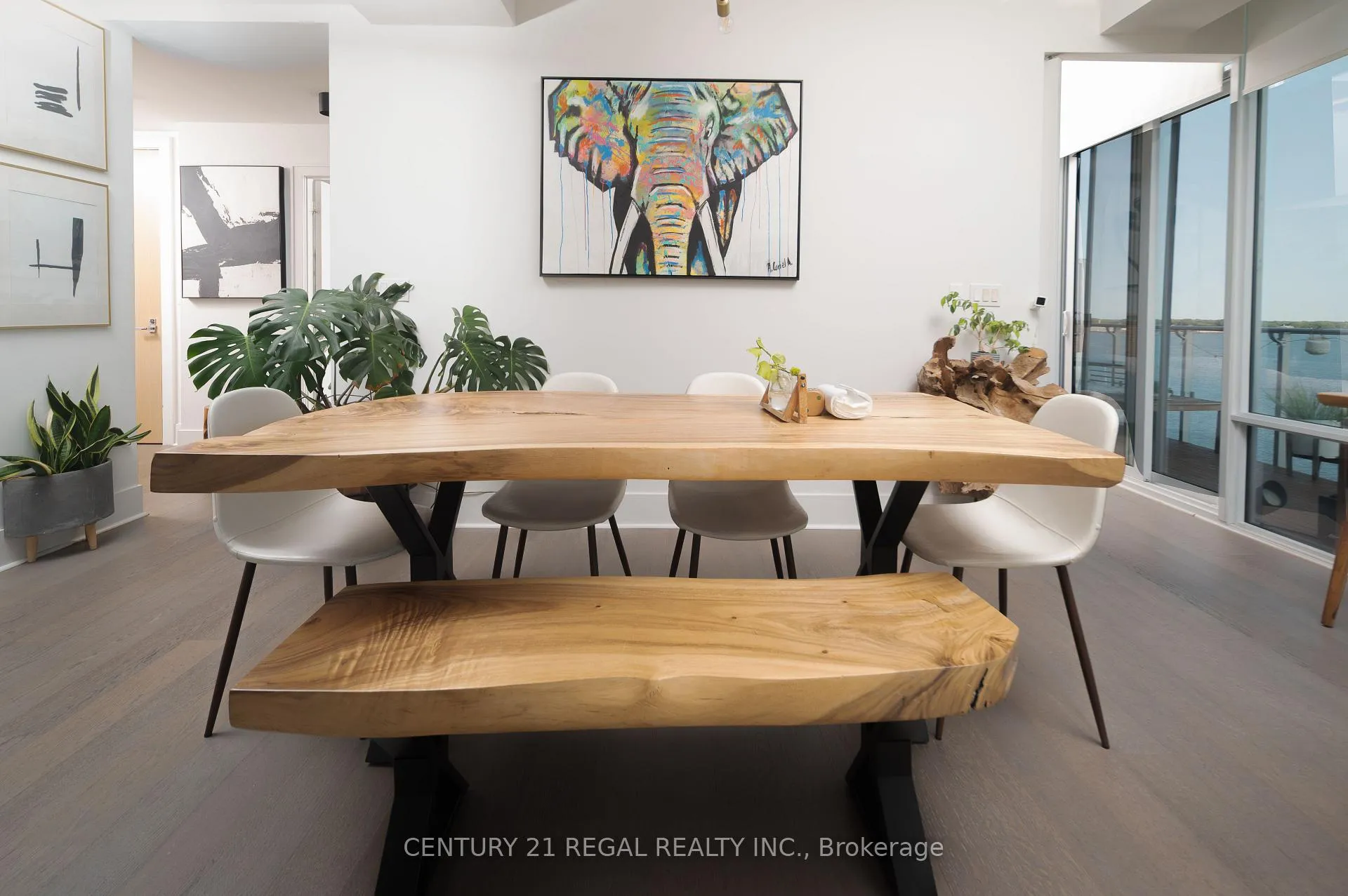 Photo 4 of Unit 1014, 29 Queens Quay E, Toronto, Waterfront Communities — HOMEH