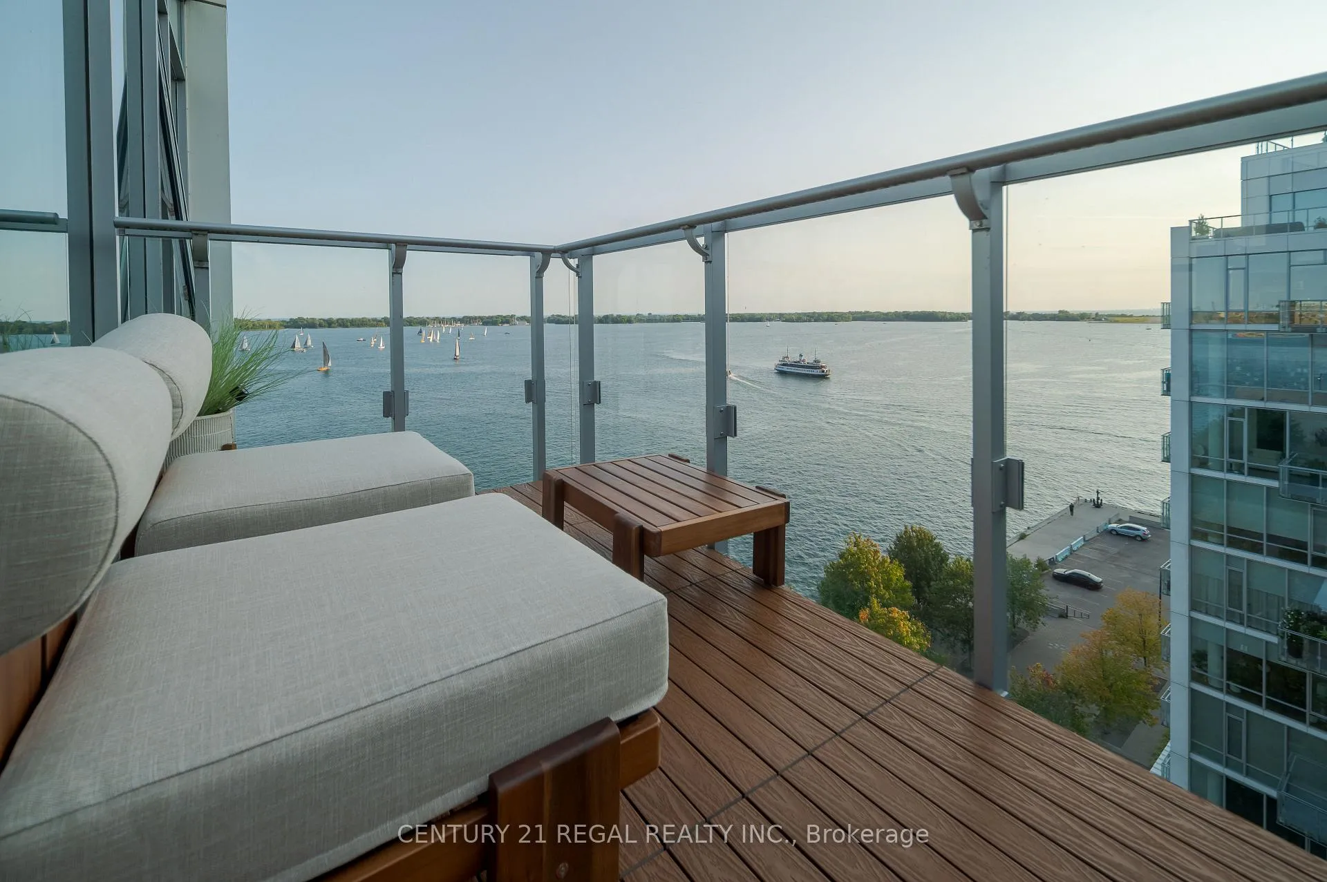 Photo 15 of Unit 1014, 29 Queens Quay E, Toronto, Waterfront Communities — HOMEH