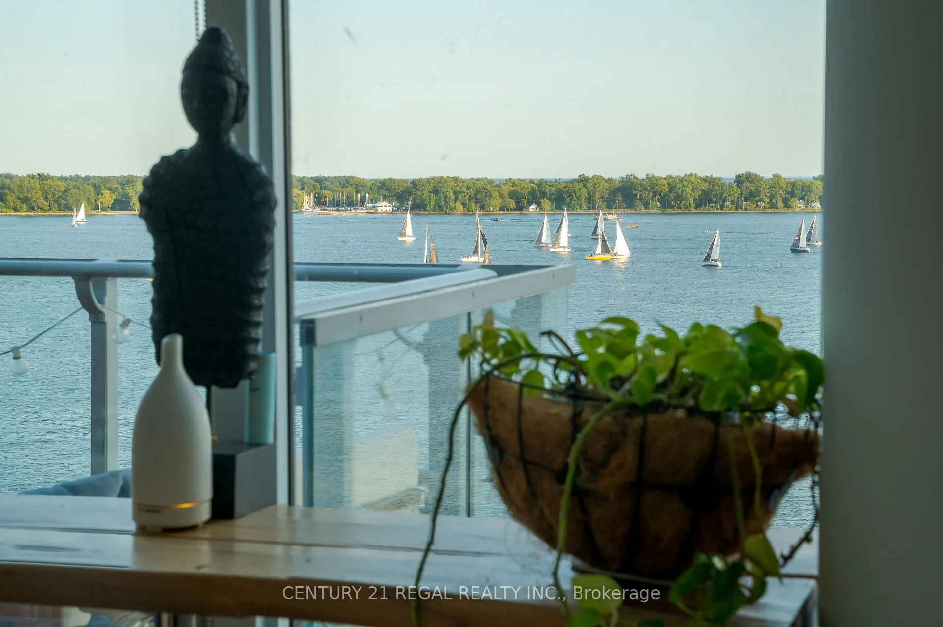 Photo 23 of Unit 1014, 29 Queens Quay E, Toronto, Waterfront Communities — HOMEH