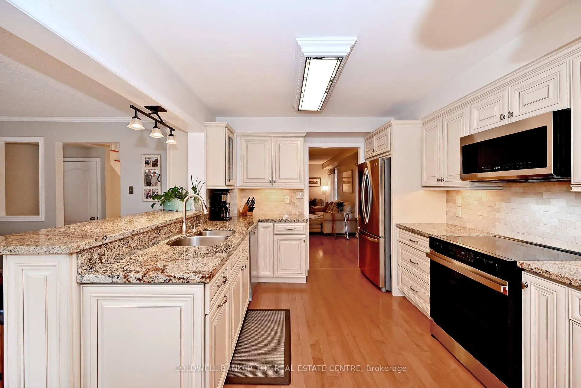 Photo 13 of 102 Deerglen Terrace, Aurora, Aurora Grove — HOMEH