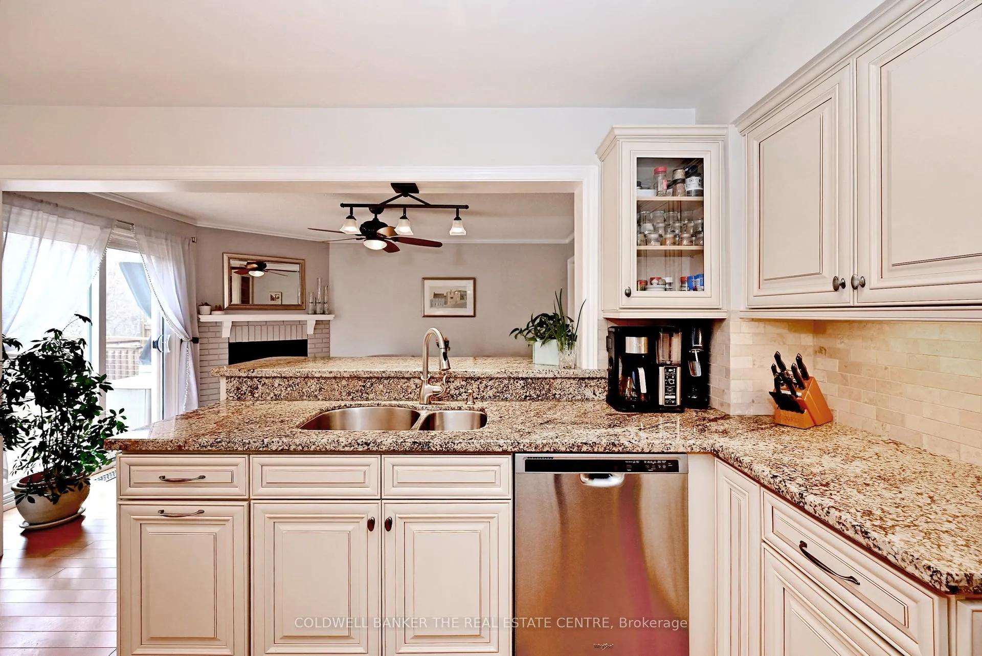 Photo 15 of 102 Deerglen Terrace, Aurora, Aurora Grove — HOMEH