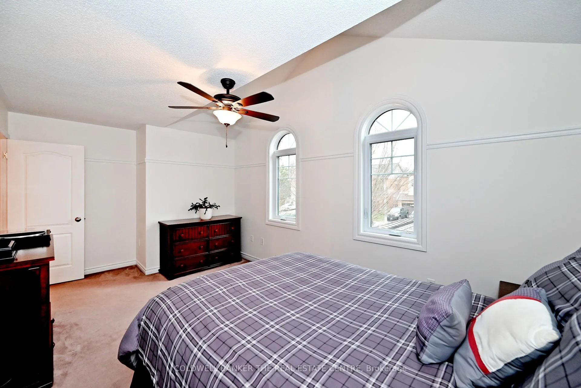 Photo 34 of 102 Deerglen Terrace, Aurora, Aurora Grove — HOMEH