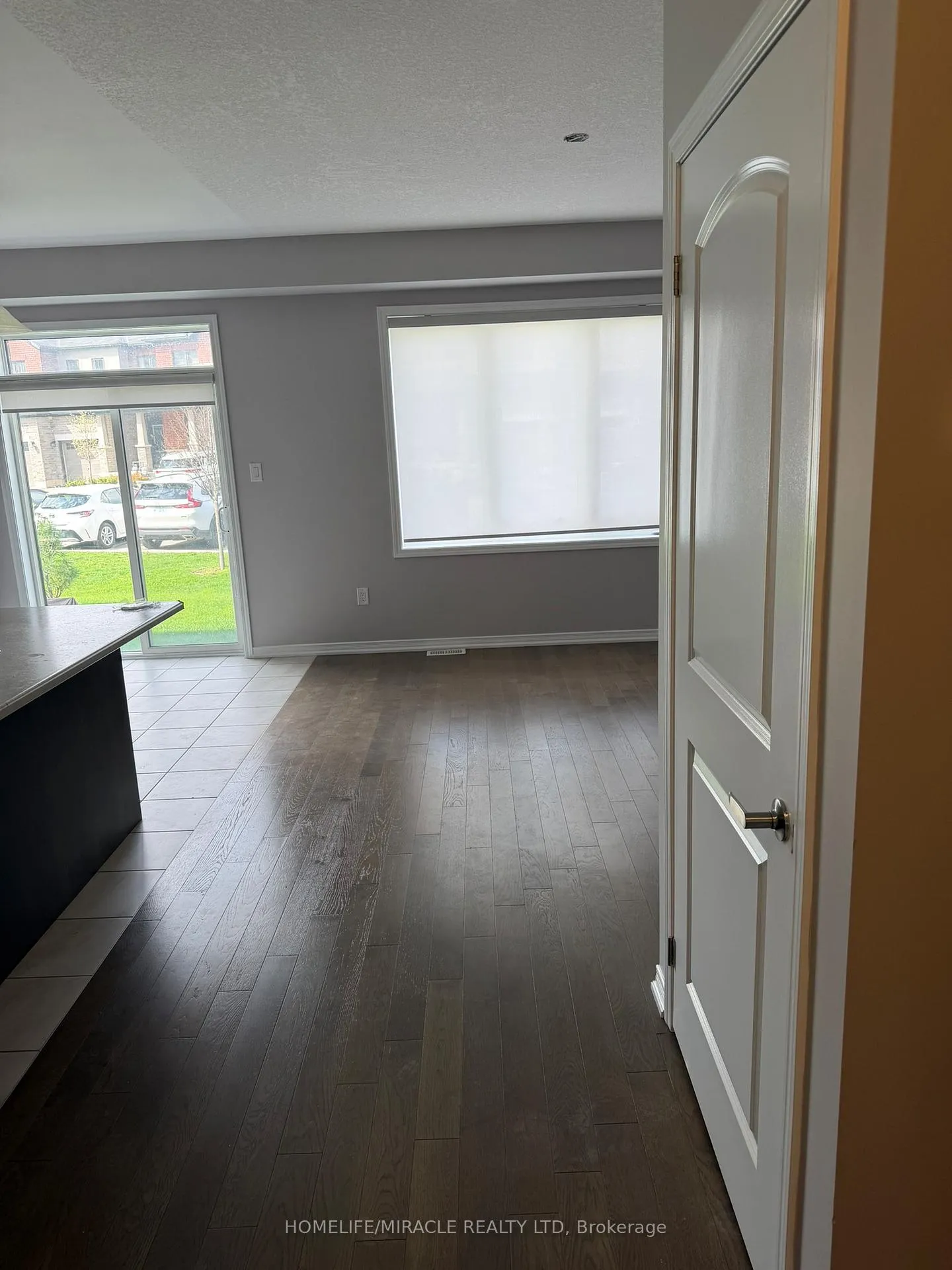 Photo 11 of Unit 31, 8273 Tulip Tree Drive, Niagara Falls, Brown — HOMEH