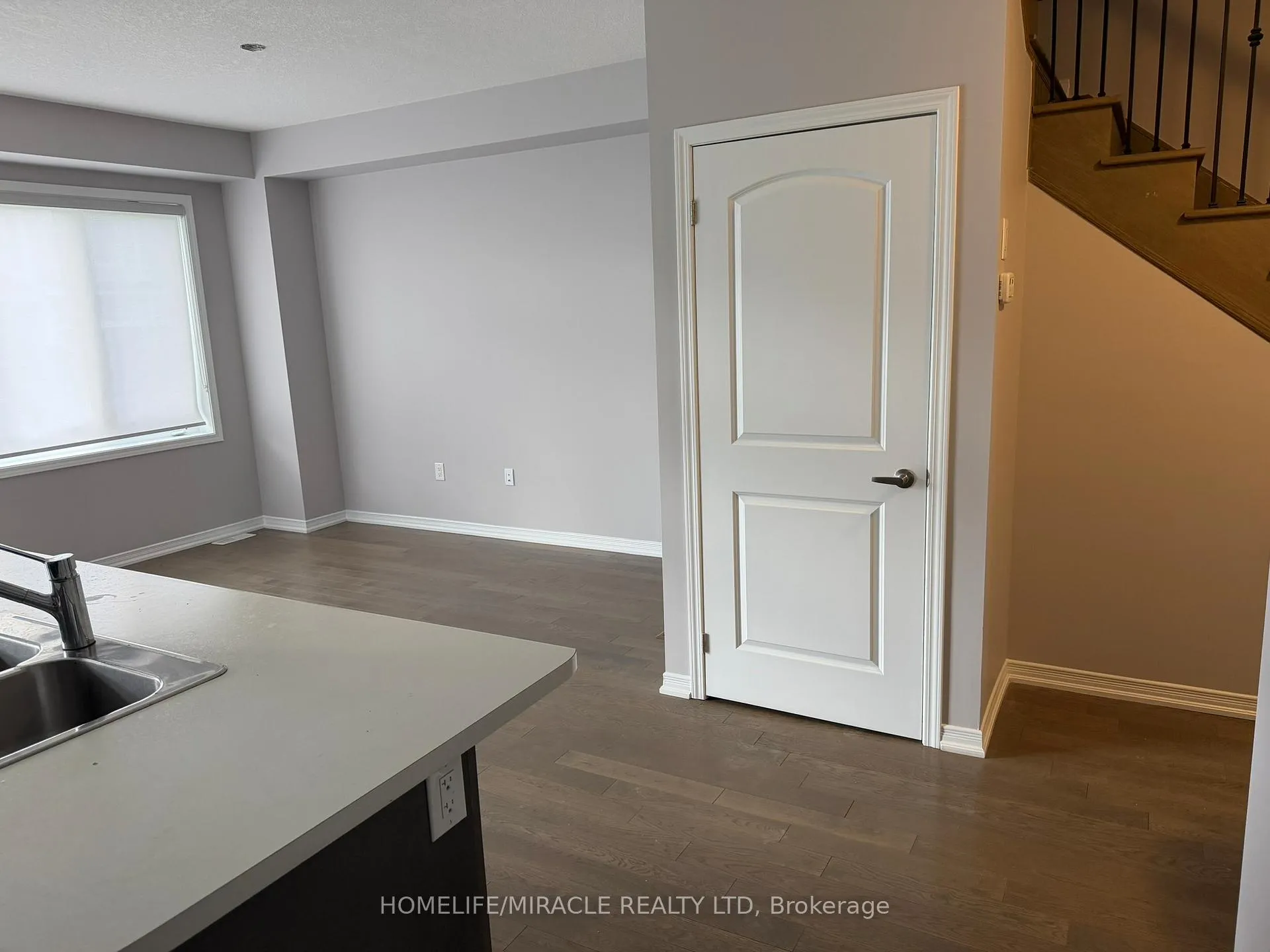 Photo 13 of Unit 31, 8273 Tulip Tree Drive, Niagara Falls, Brown — HOMEH