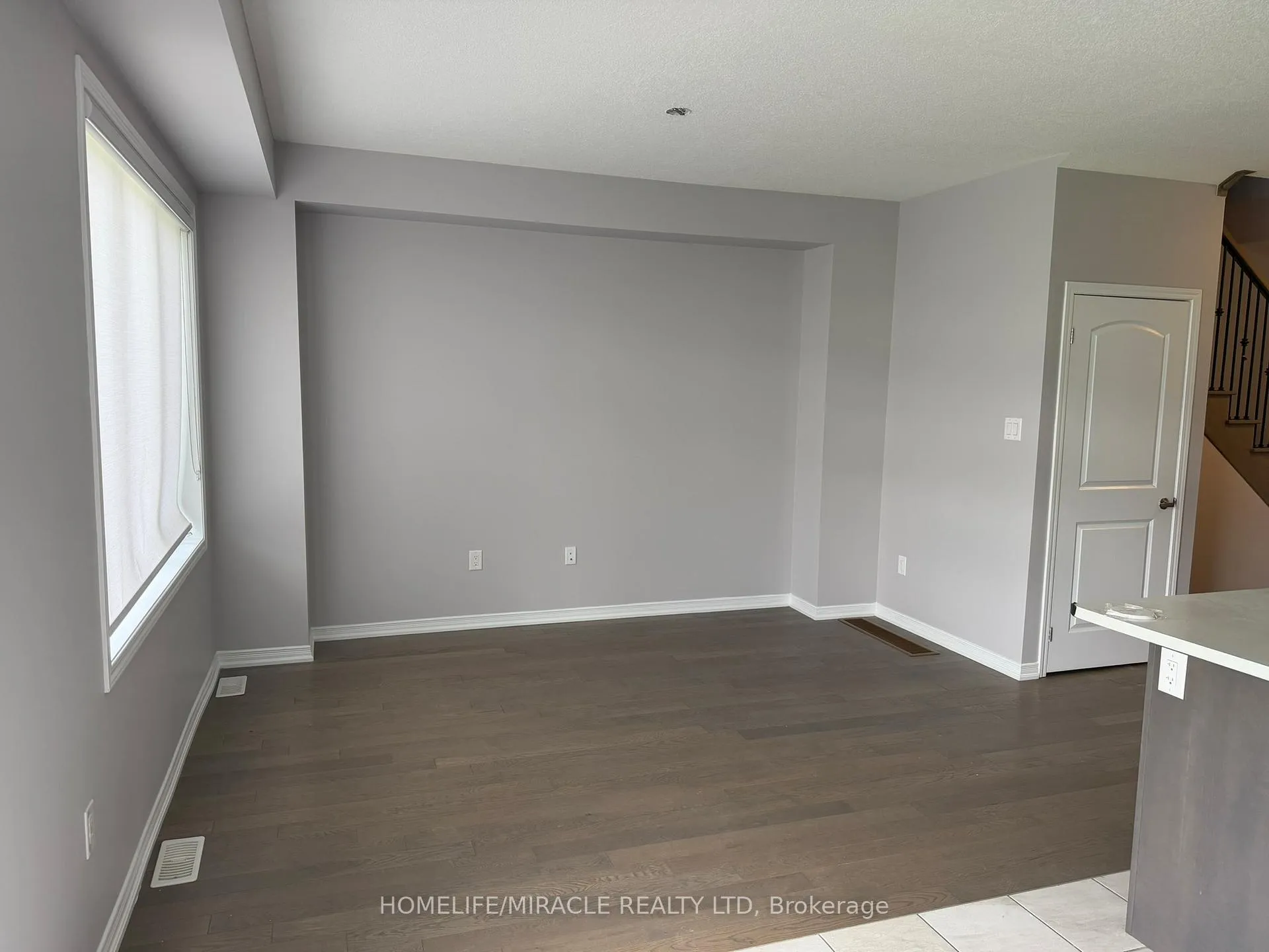 Photo 14 of Unit 31, 8273 Tulip Tree Drive, Niagara Falls, Brown — HOMEH