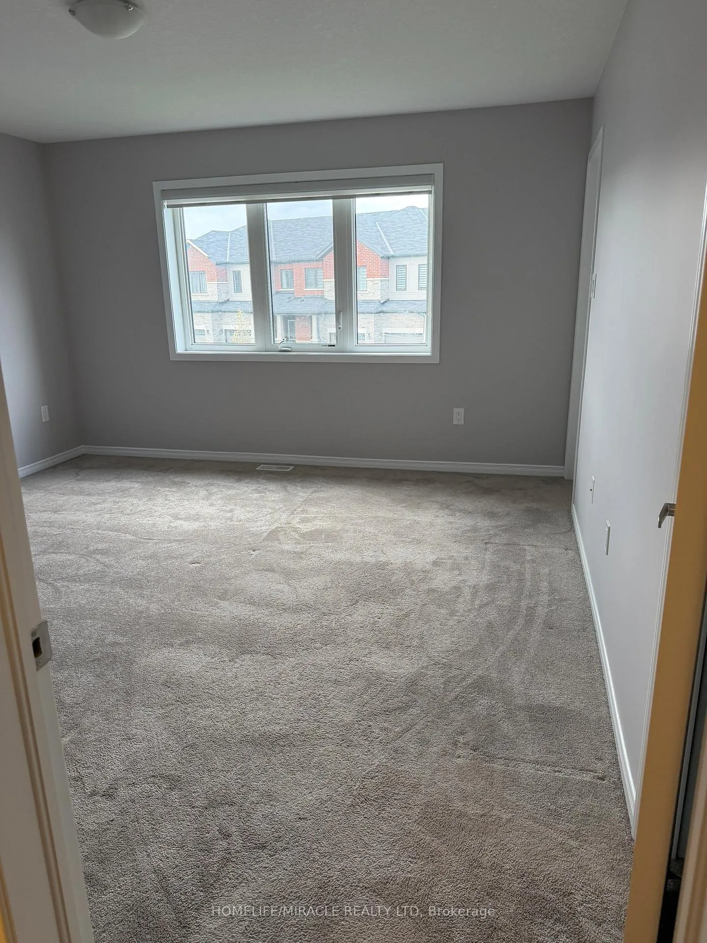 Photo 25 of Unit 31, 8273 Tulip Tree Drive, Niagara Falls, Brown — HOMEH