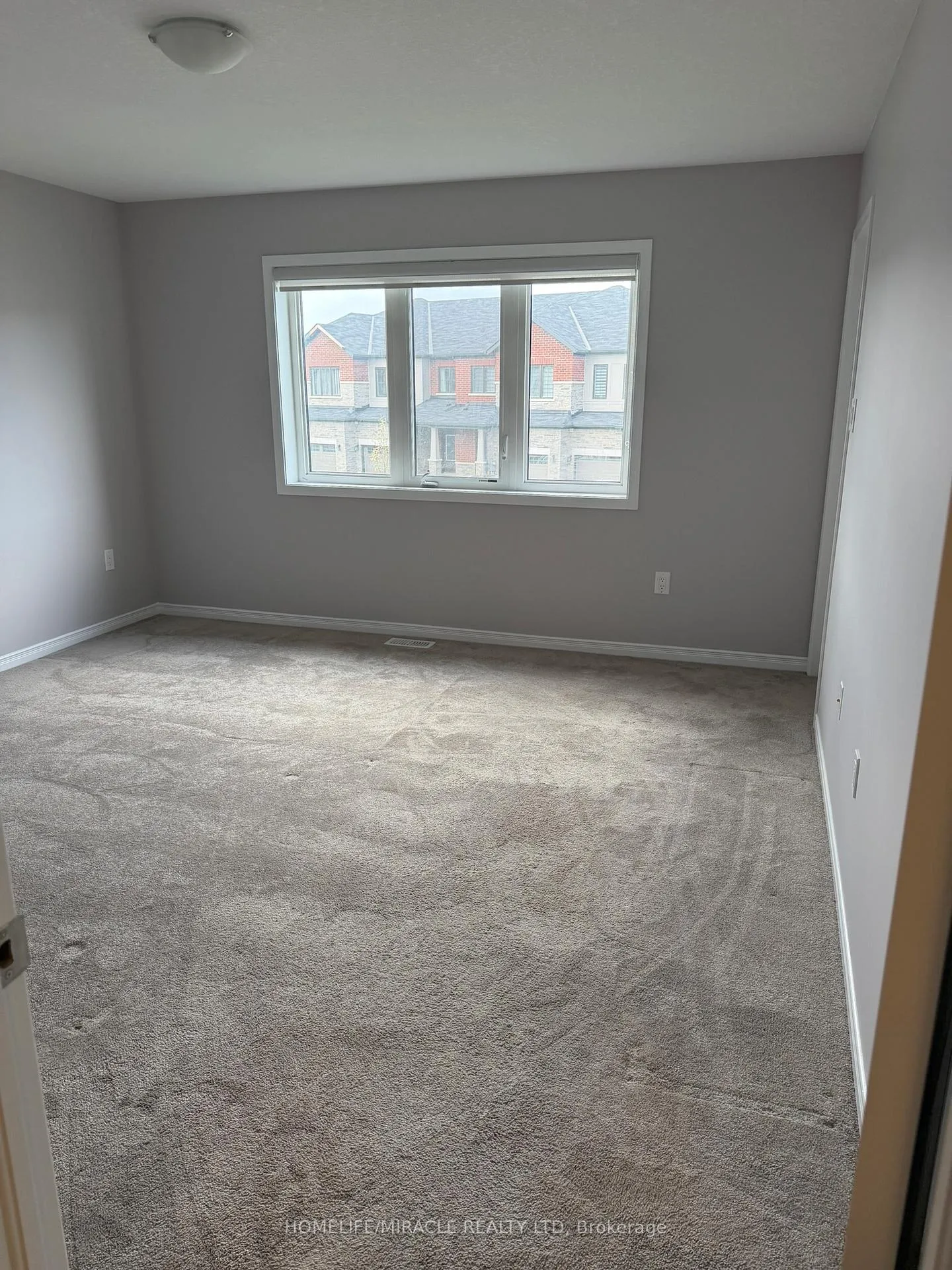 Photo 26 of Unit 31, 8273 Tulip Tree Drive, Niagara Falls, Brown — HOMEH