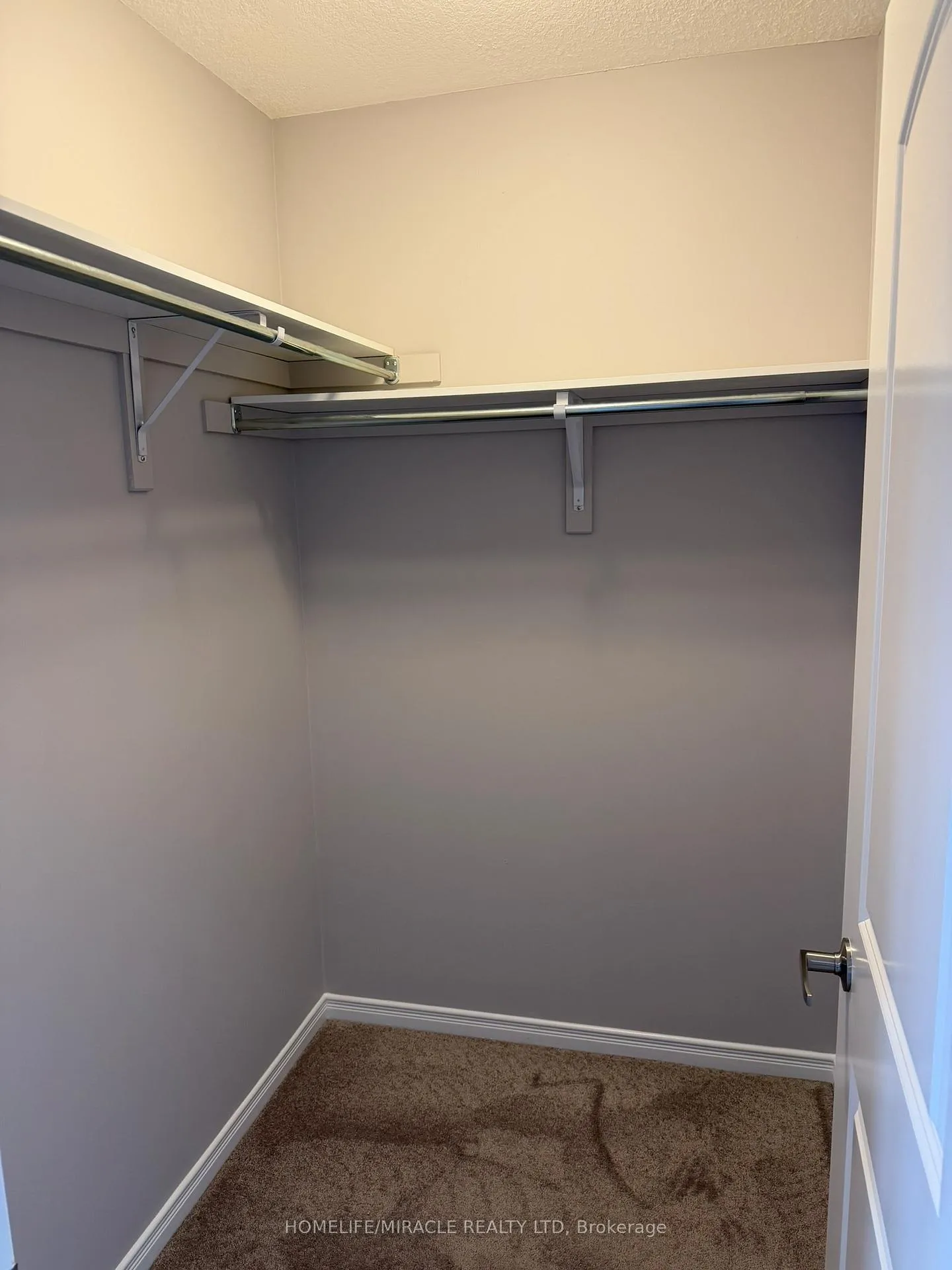Photo 29 of Unit 31, 8273 Tulip Tree Drive, Niagara Falls, Brown — HOMEH