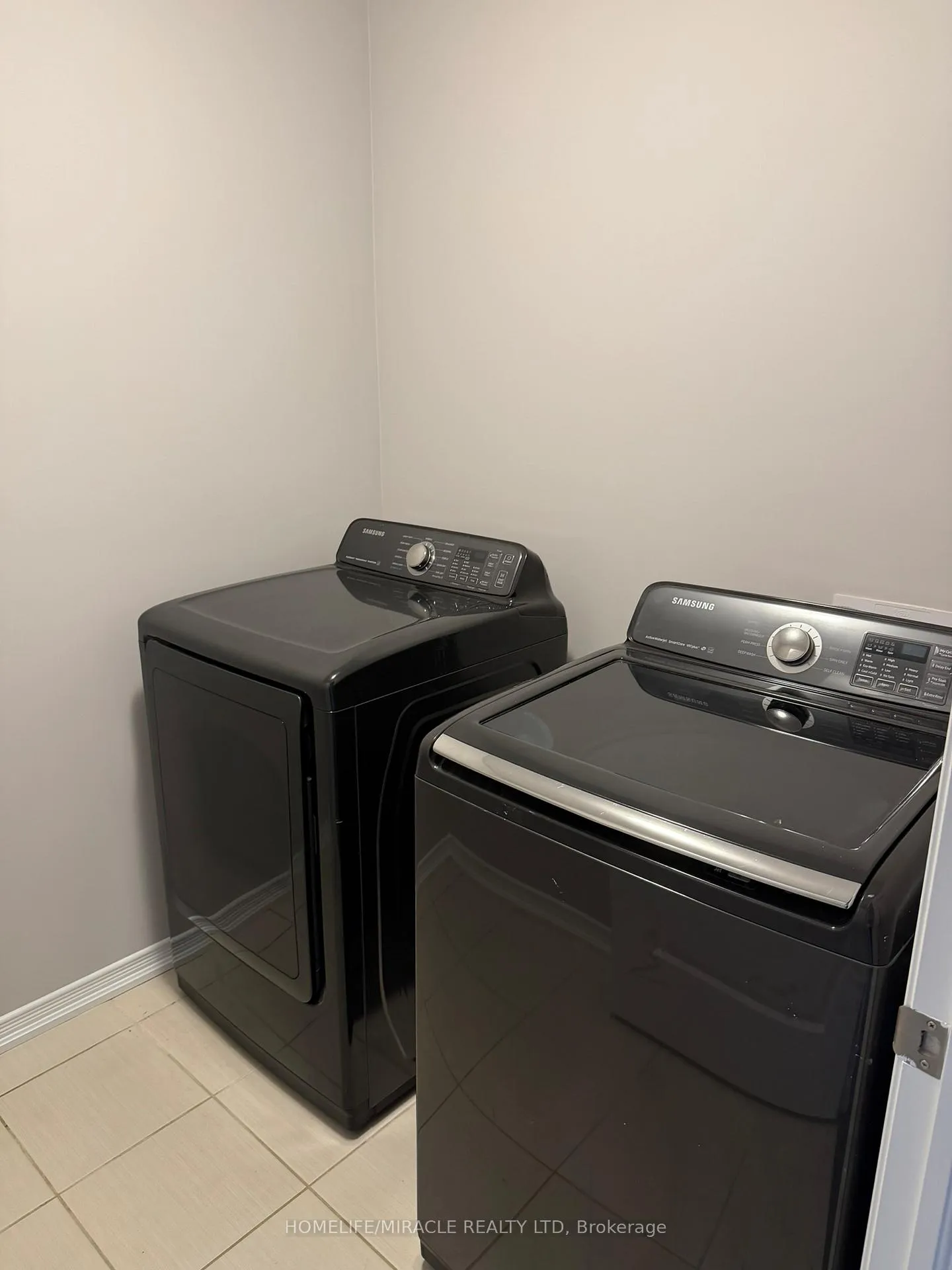 Photo 34 of Unit 31, 8273 Tulip Tree Drive, Niagara Falls, Brown — HOMEH