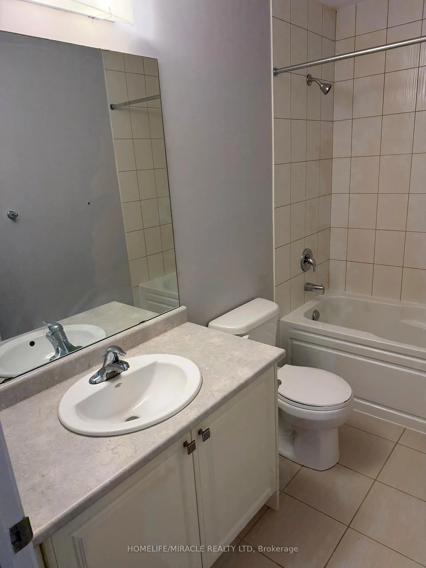 Photo 36 of Unit 31, 8273 Tulip Tree Drive, Niagara Falls, Brown — HOMEH