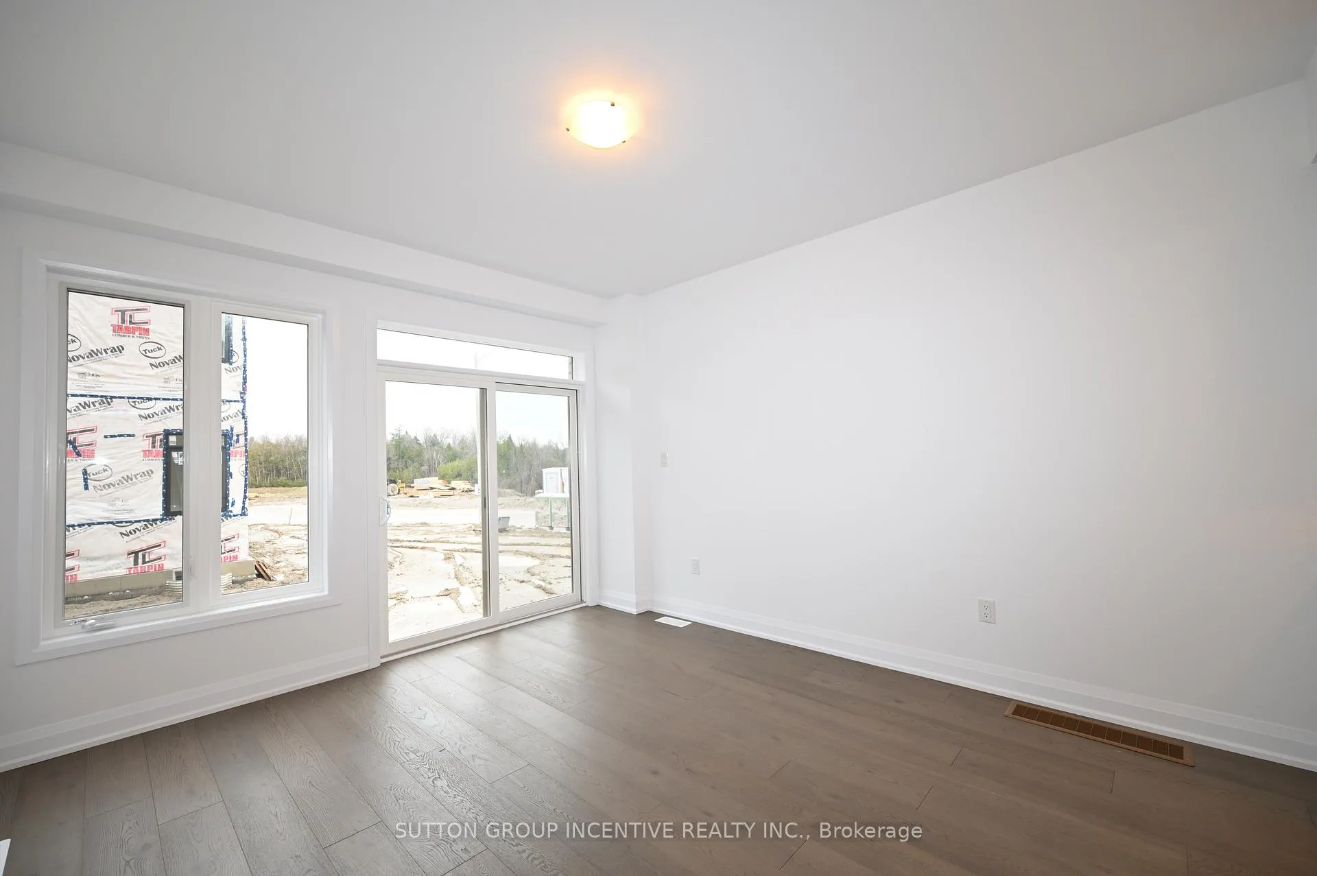 Photo 7 of Unit 2, 32 Winery Way, Barrie, Rural Barrie Southeast — HOMEH
