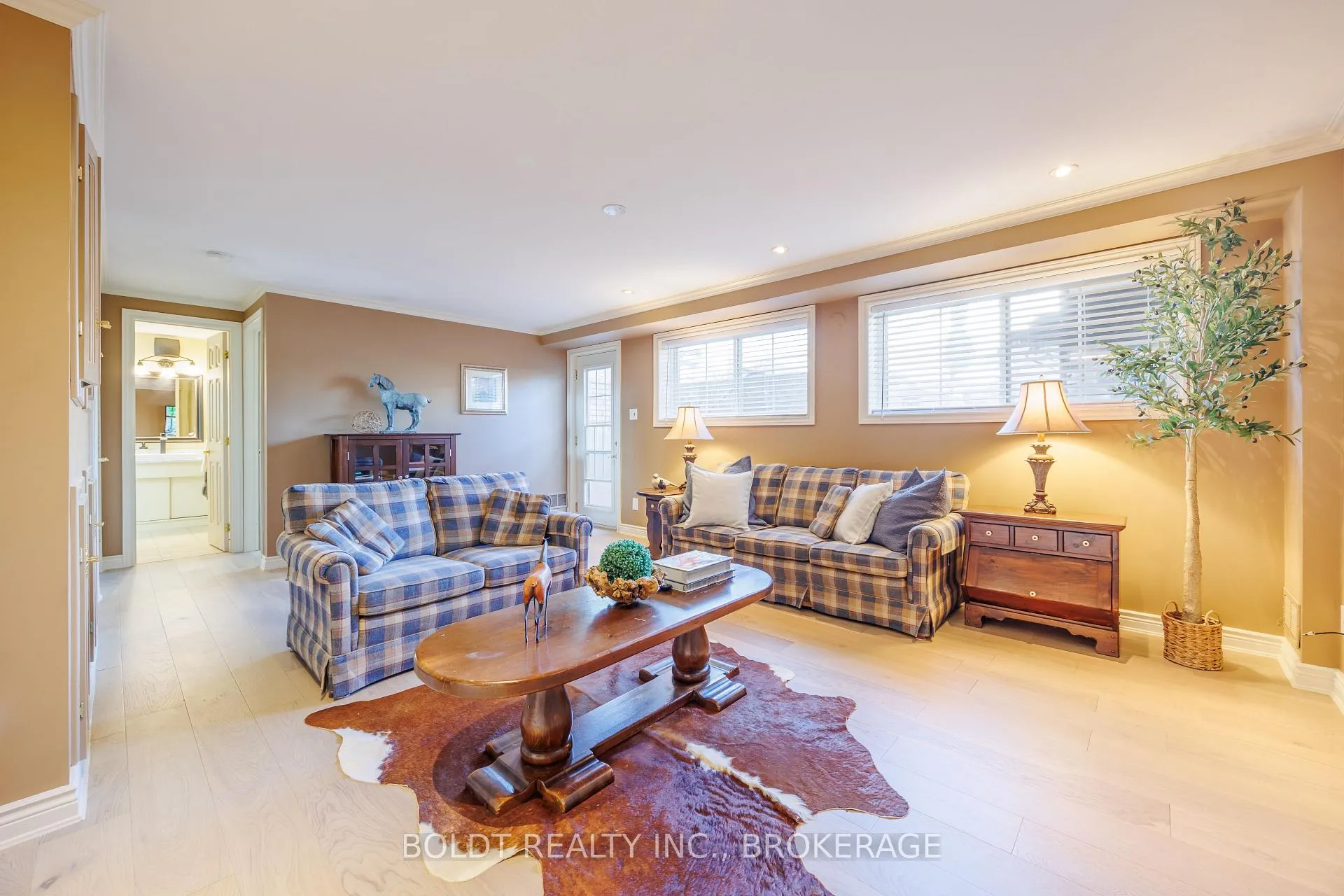 Photo 18 of 24 Mississauga Road, St. Catharines, Lakeshore — HOMEH
