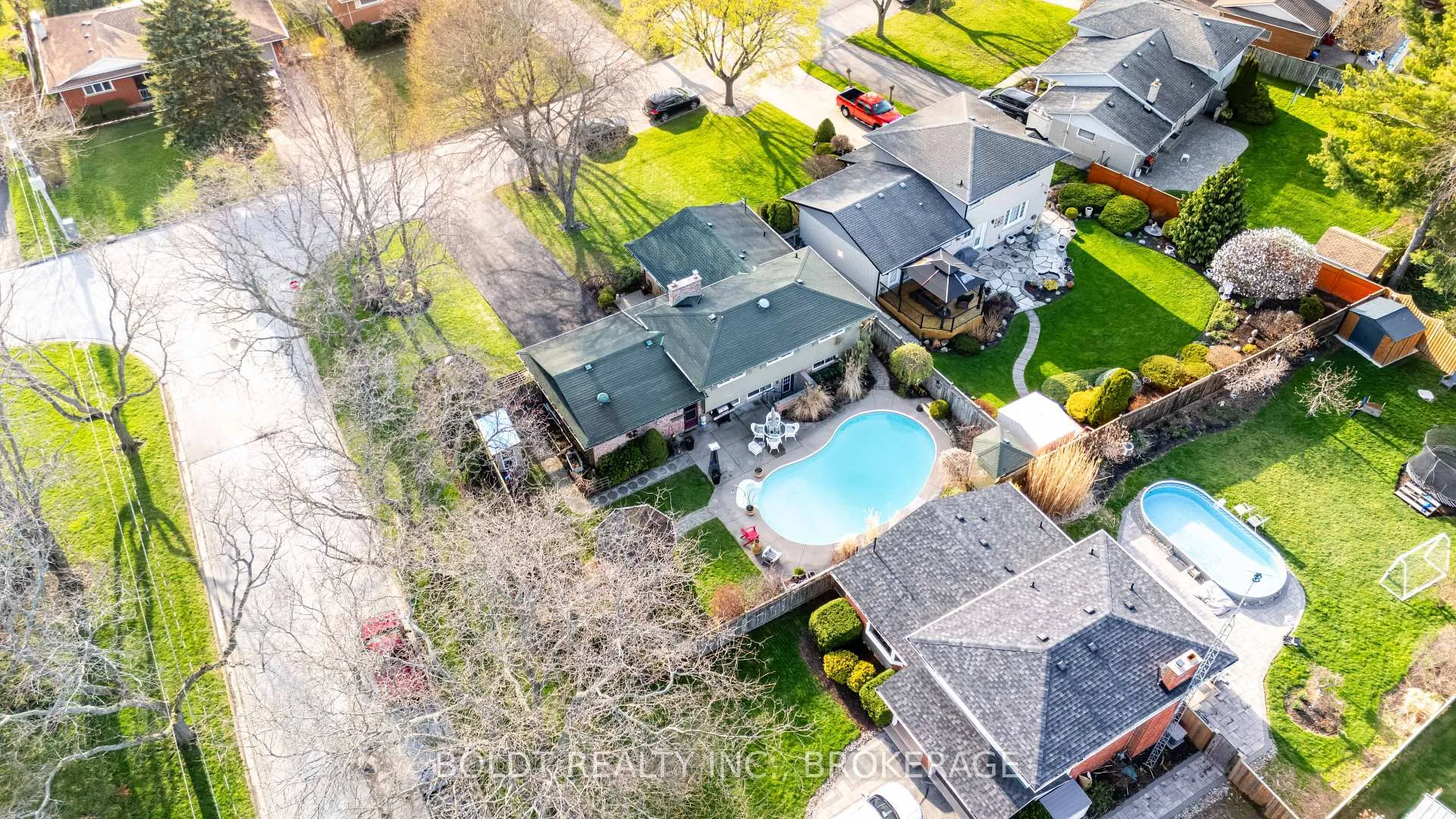 Photo 34 of 24 Mississauga Road, St. Catharines, Lakeshore — HOMEH