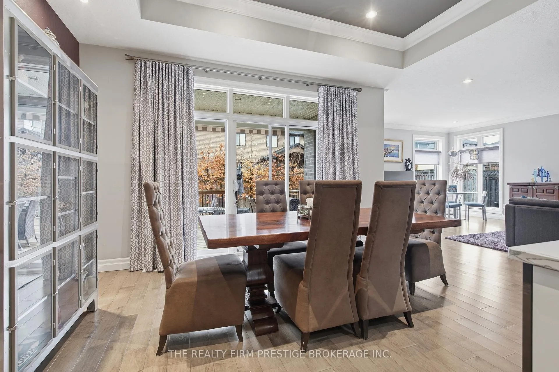Photo 12 of 1104 Coates Lane, London, North S — HOMEH