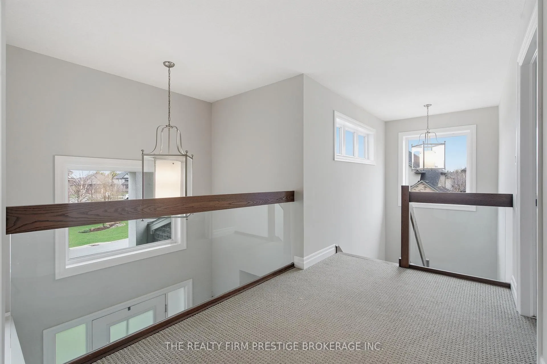 Photo 23 of 1104 Coates Lane, London, North S — HOMEH