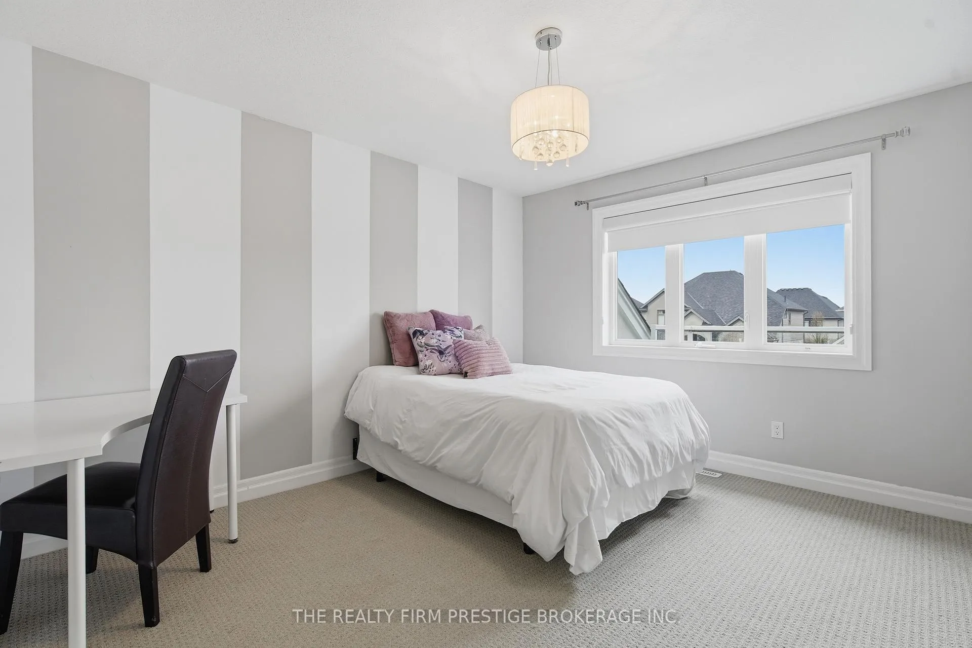 Photo 24 of 1104 Coates Lane, London, North S — HOMEH