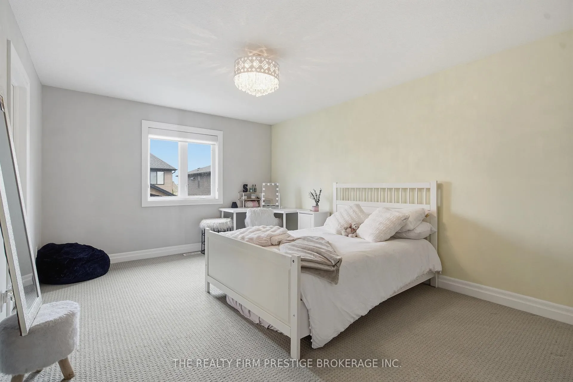Photo 28 of 1104 Coates Lane, London, North S — HOMEH