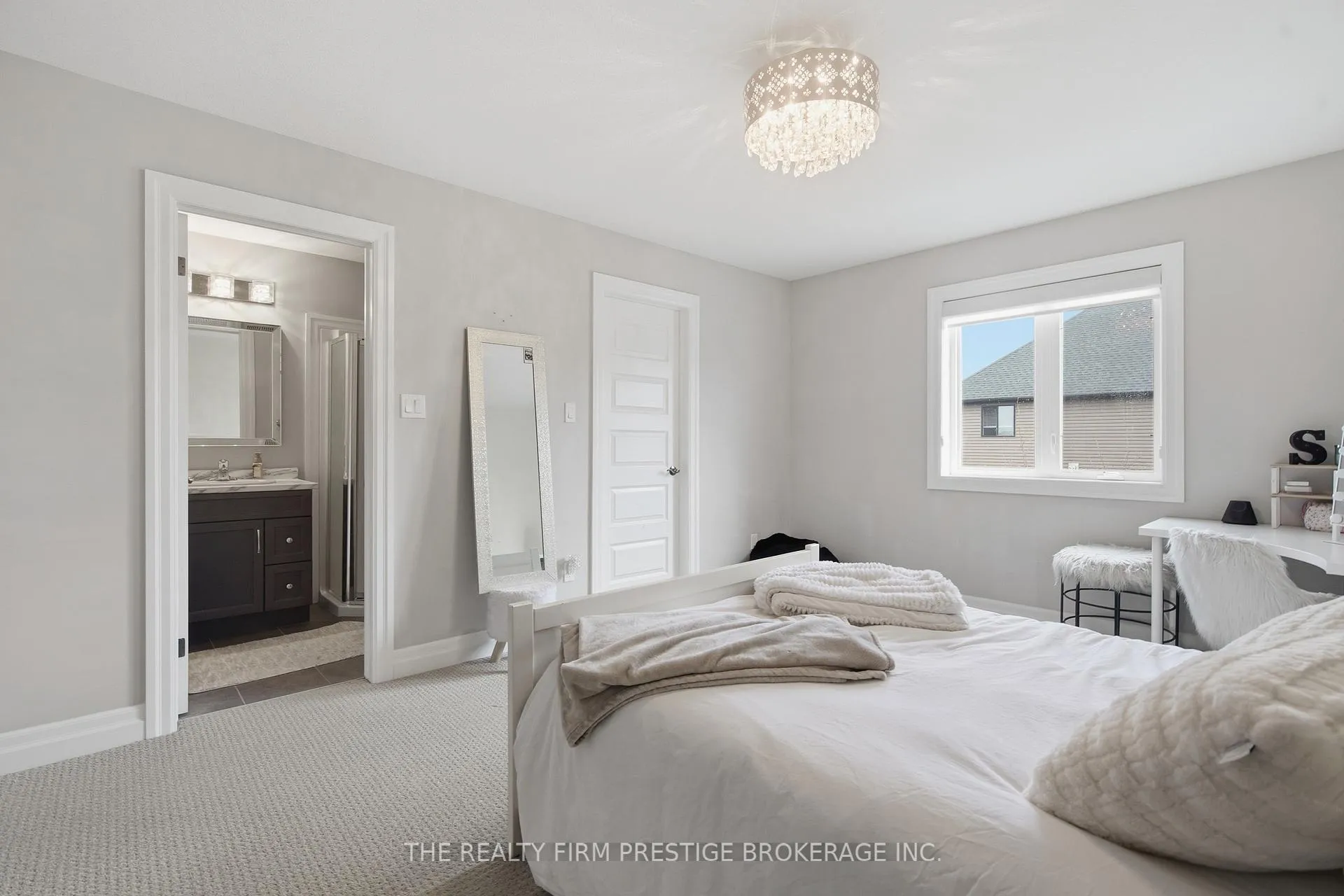 Photo 29 of 1104 Coates Lane, London, North S — HOMEH