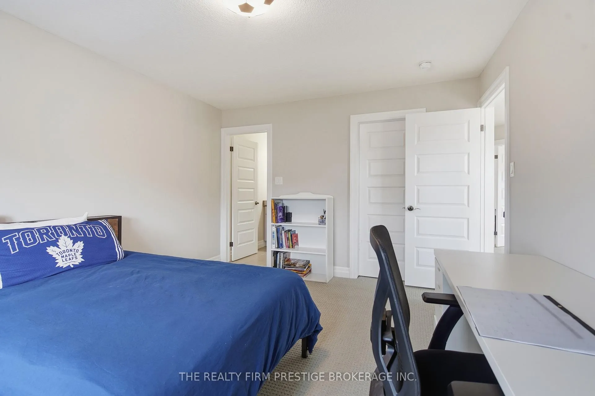 Photo 33 of 1104 Coates Lane, London, North S — HOMEH