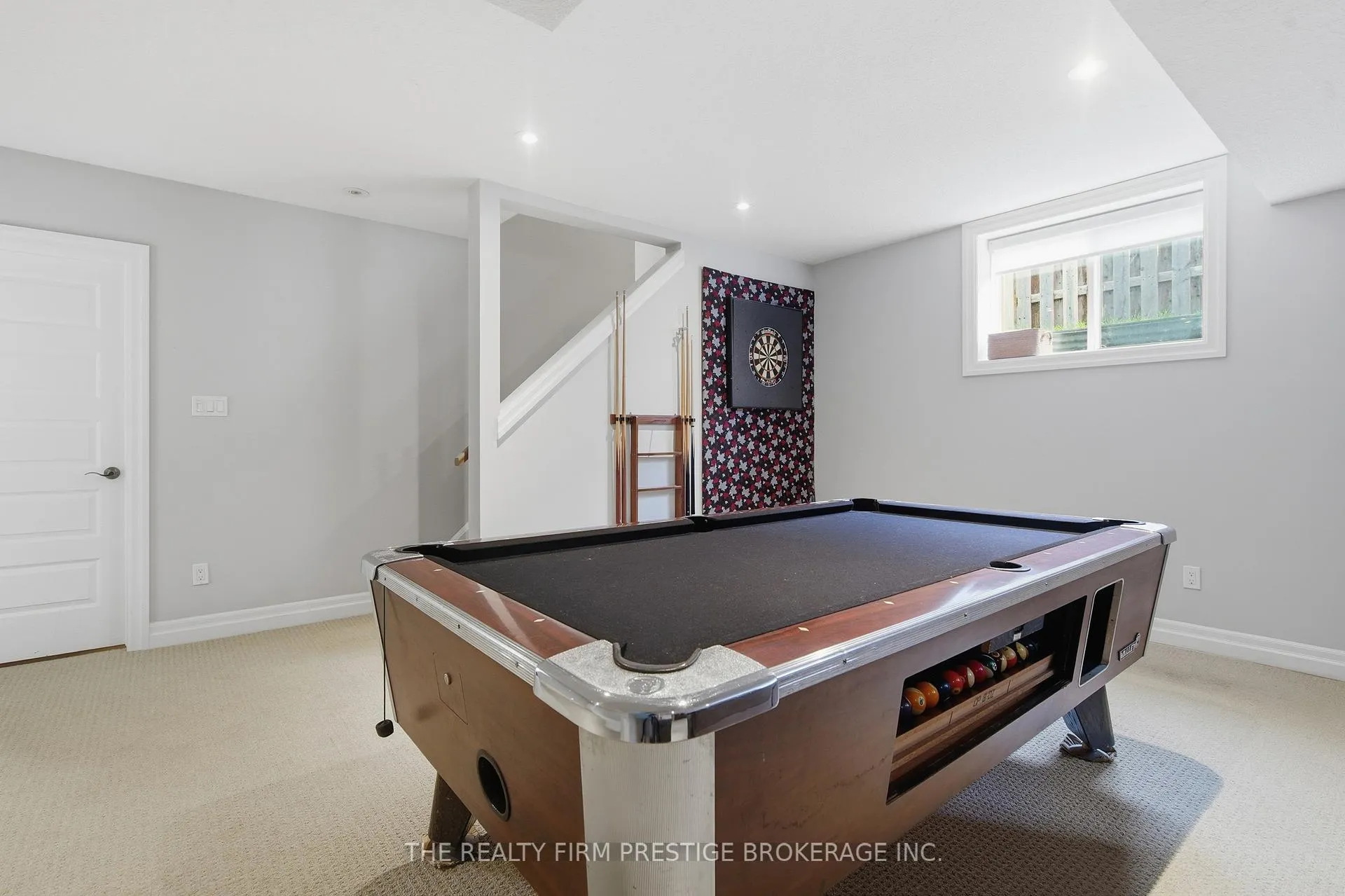 Photo 35 of 1104 Coates Lane, London, North S — HOMEH