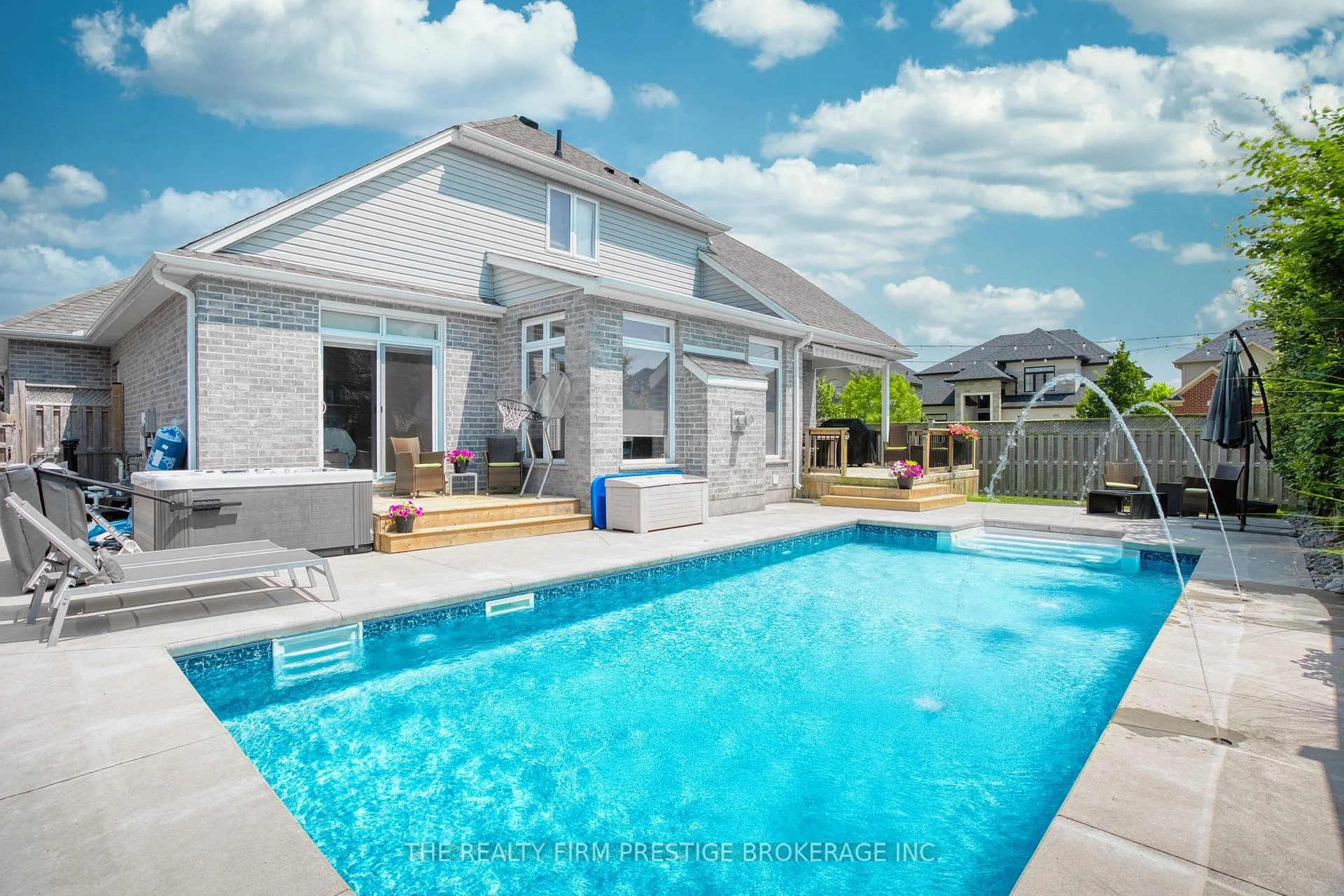 Photo 50 of 1104 Coates Lane, London, North S — HOMEH