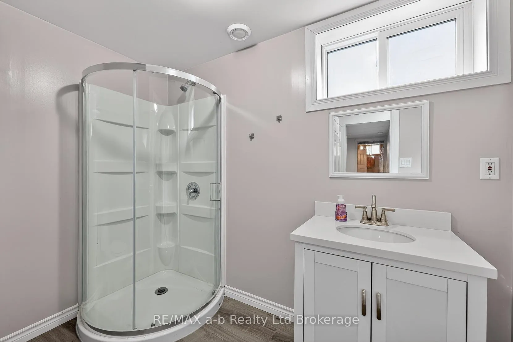 Photo 26 of 346 Riverview Drive, Strathroy-Caradoc, NE — HOMEH