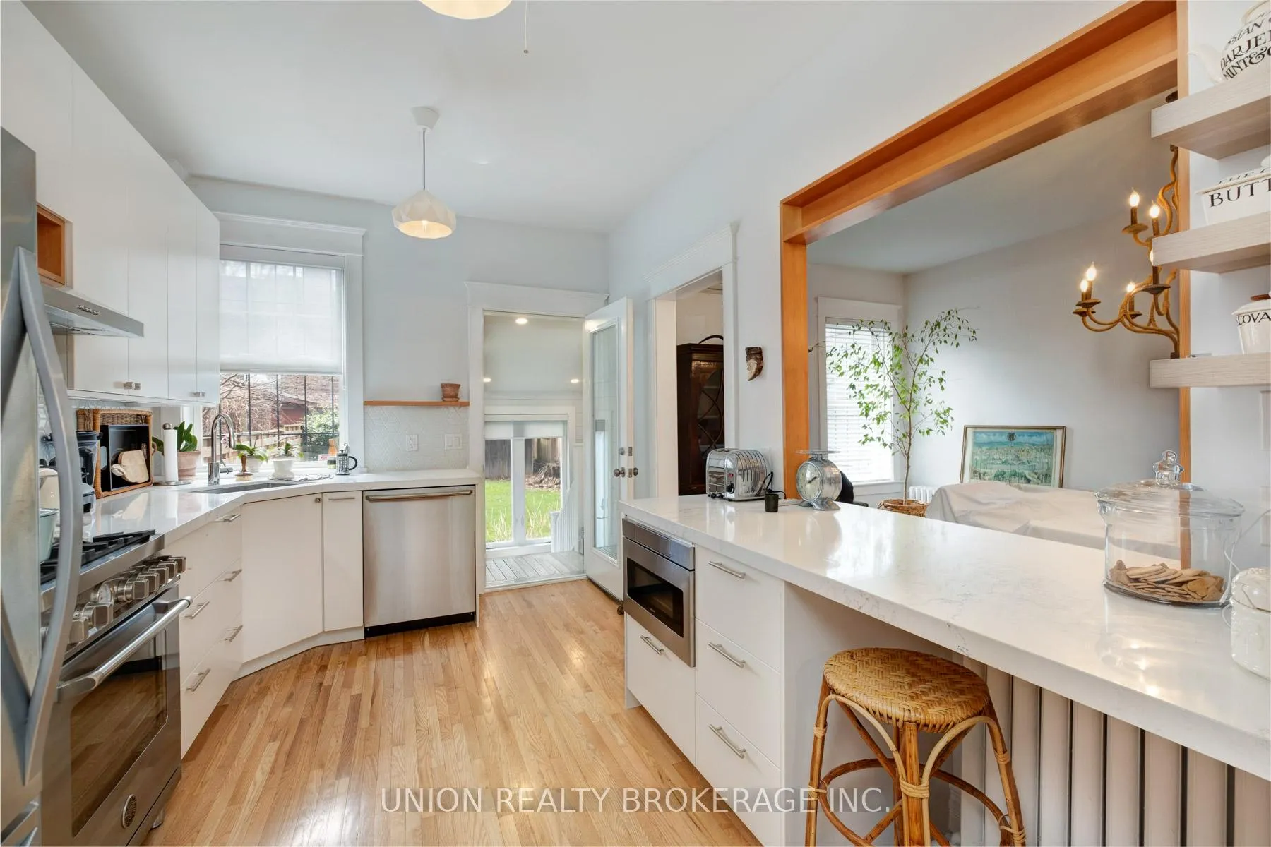 Photo 9 of 190 Pape Avenue, Toronto, South Riverdale — HOMEH
