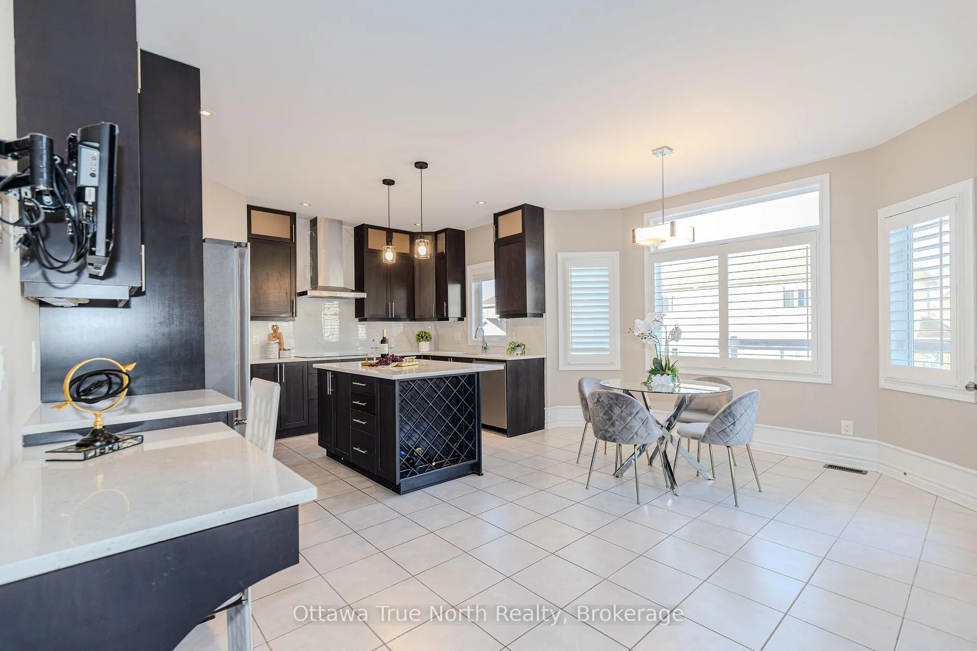 Photo 15 of 619 Miro Way, Ottawa, Kanata - Kanata Lakes/Heritage Hills — HOMEH