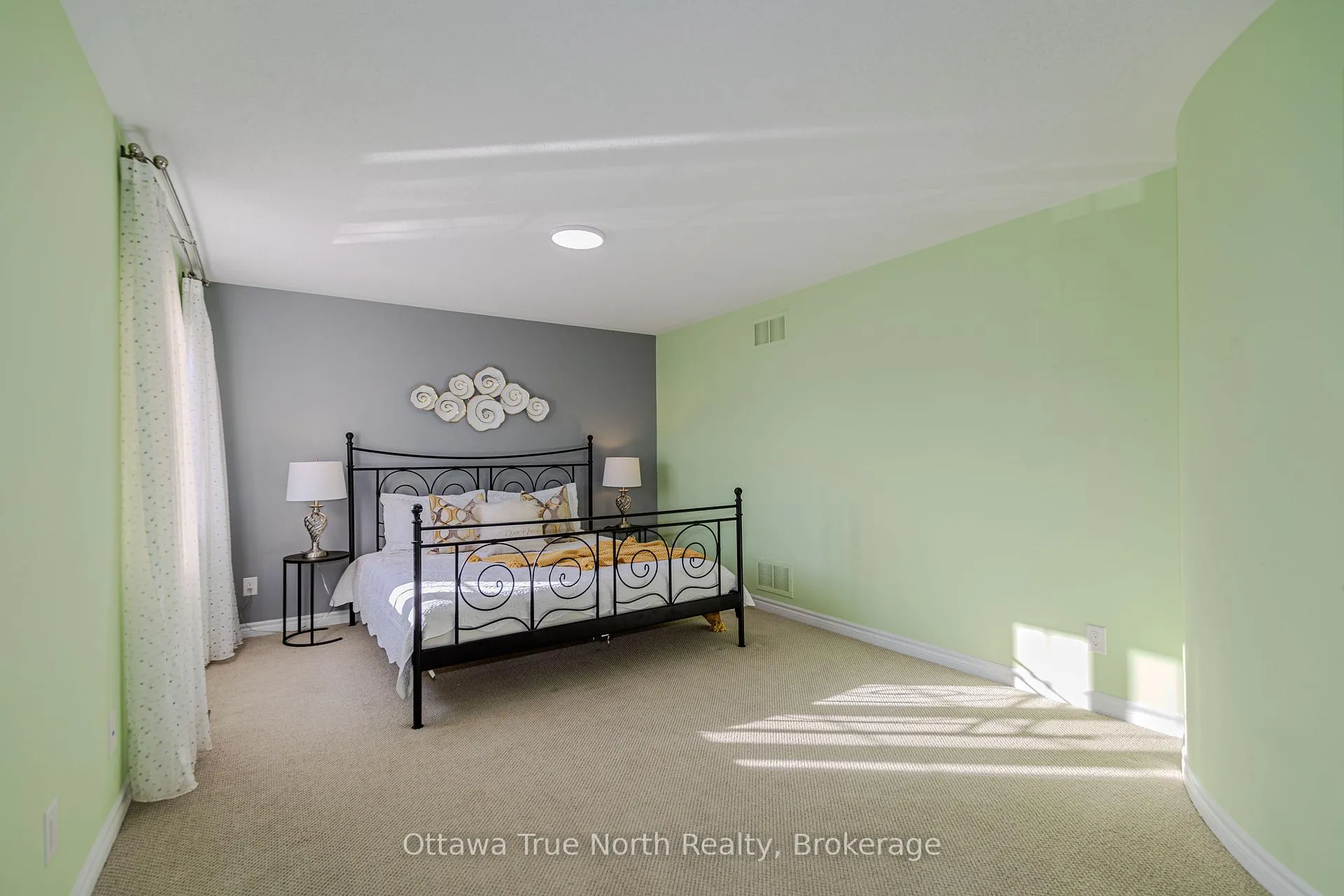 Photo 32 of 619 Miro Way, Ottawa, Kanata - Kanata Lakes/Heritage Hills — HOMEH