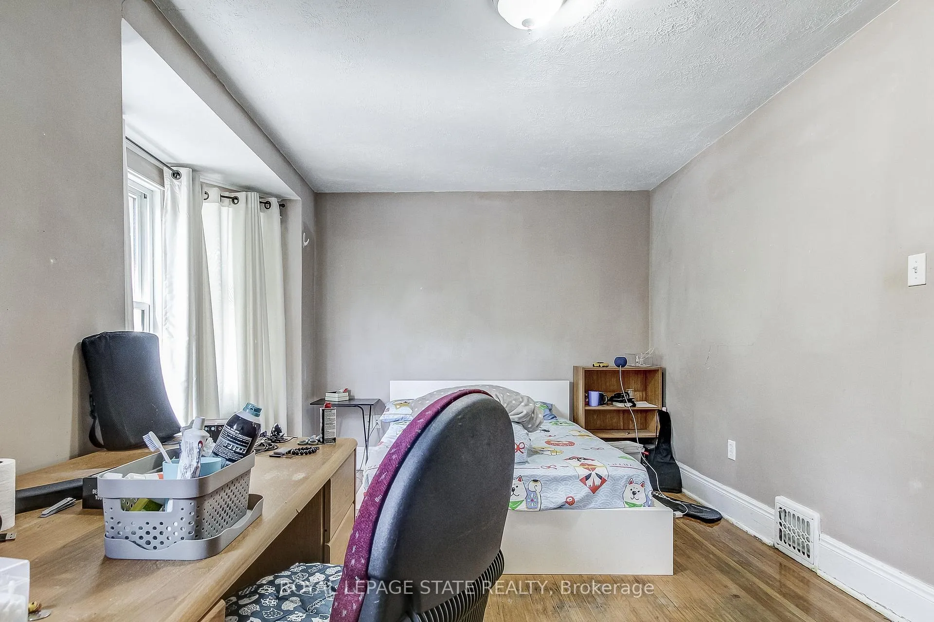 Photo 11 of 110 Dromore Crescent, Hamilton, Westdale — HOMEH