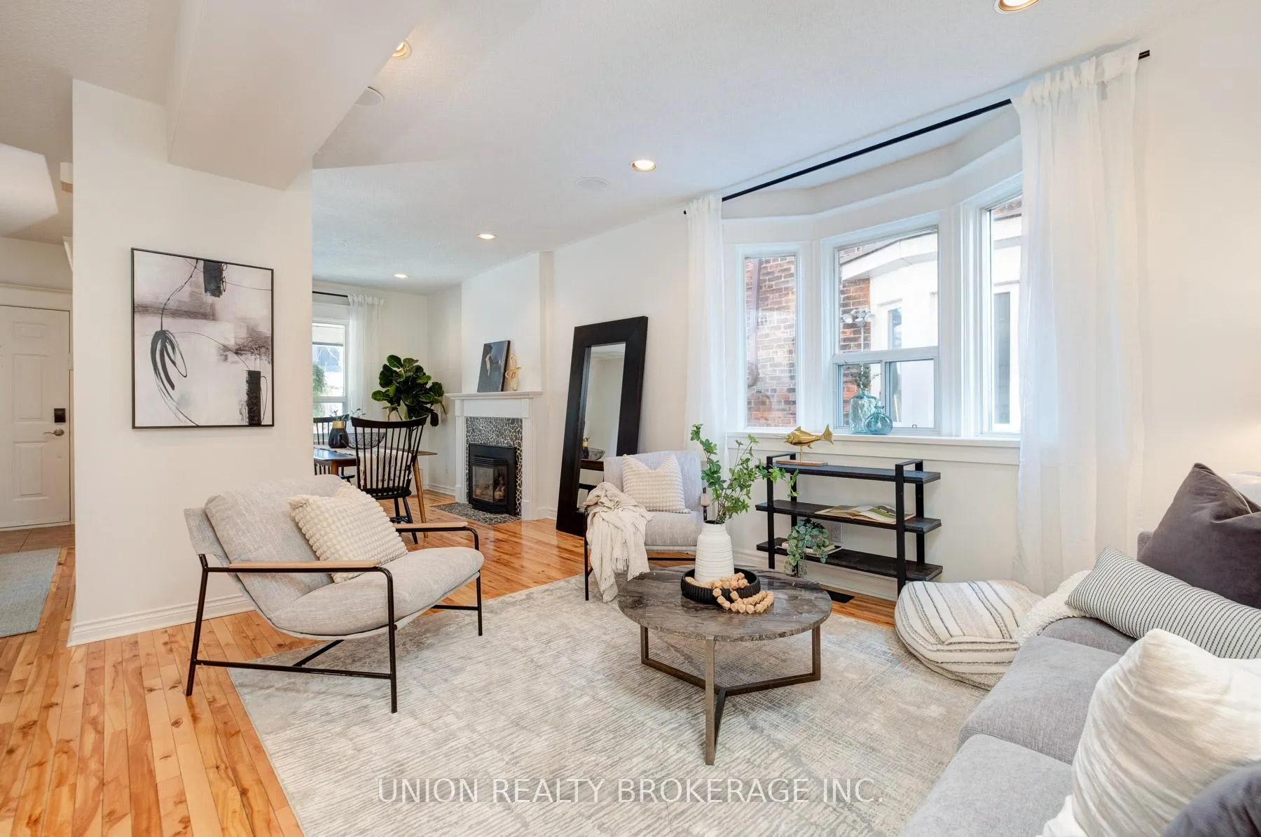 Photo 15 of 10 Bertmount Avenue, Toronto, South Riverdale — HOMEH